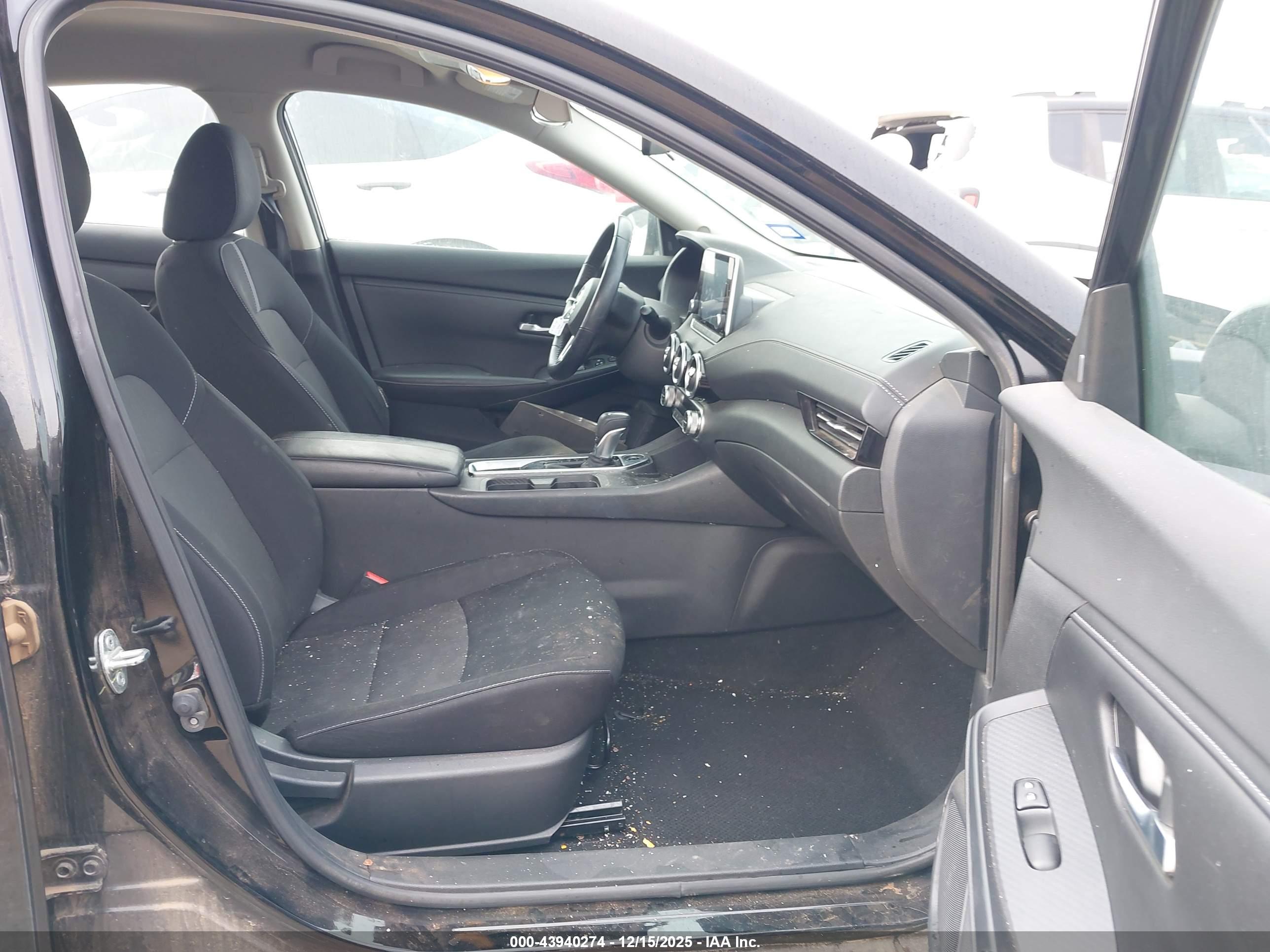 NISSAN SENTRA image 5