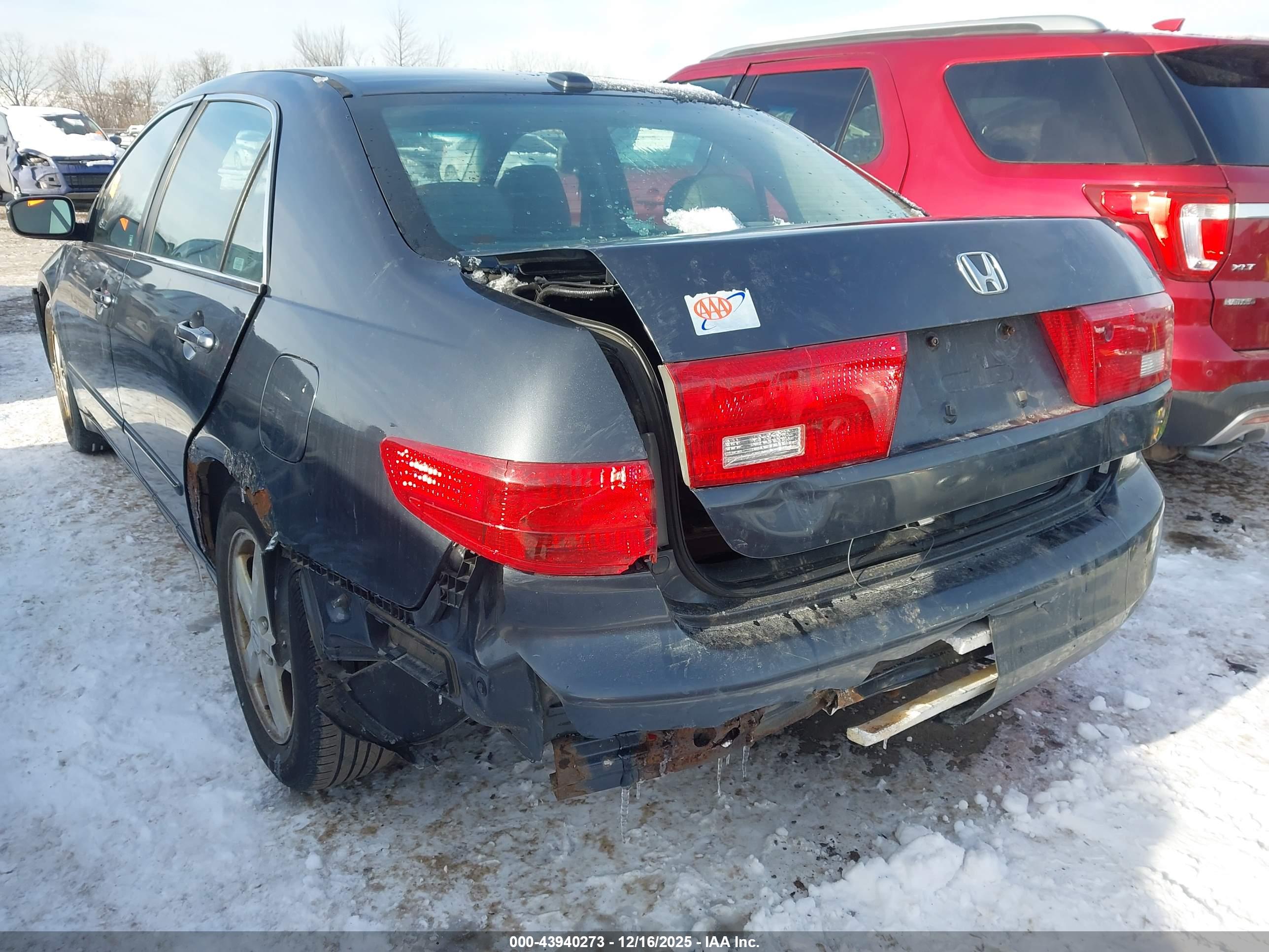 HONDA ACCORD image 6