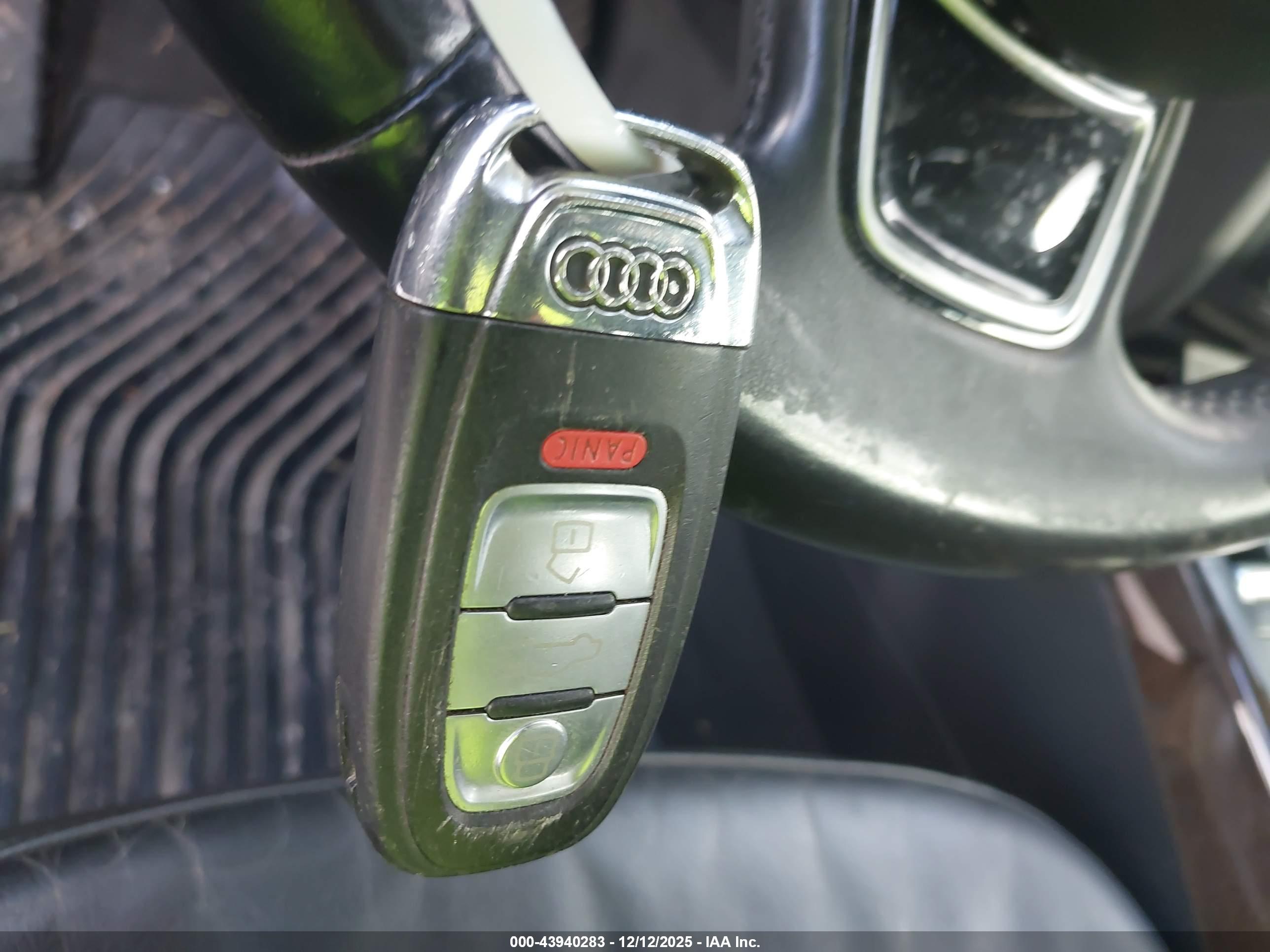 AUDI A4 image 11
