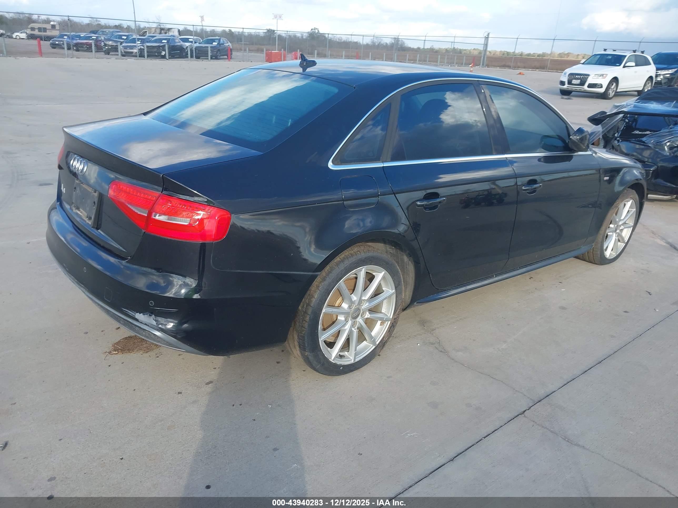 AUDI A4 image 4