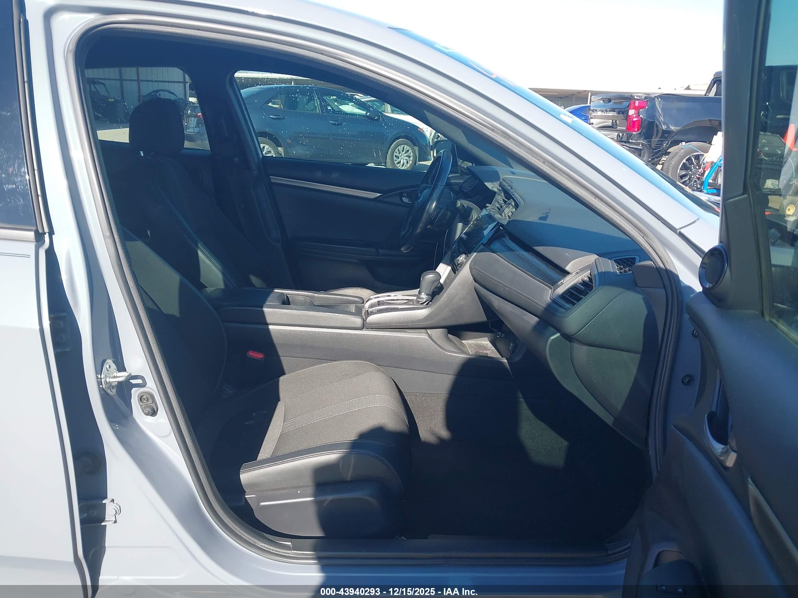 HONDA CIVIC image 5