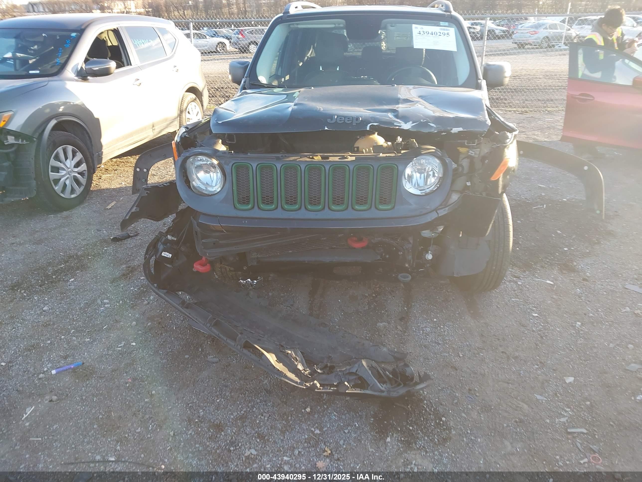 JEEP RENEGADE image 6