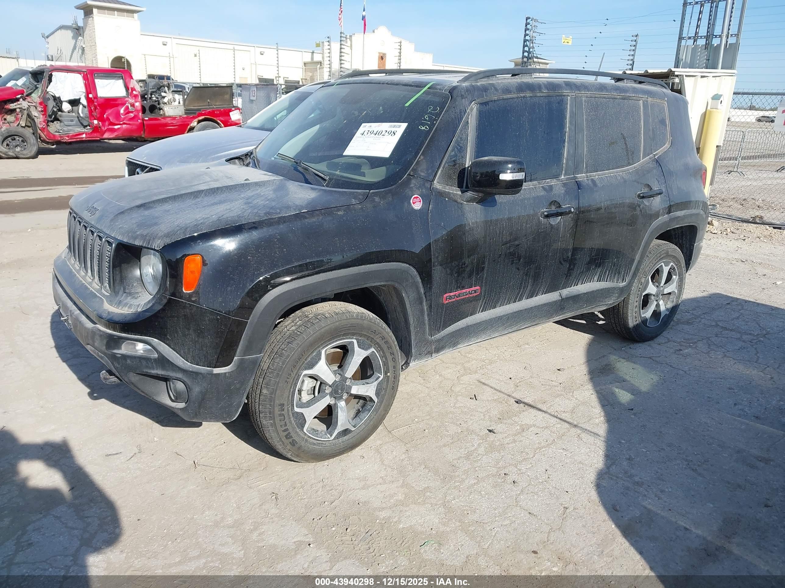 JEEP RENEGADE image 2