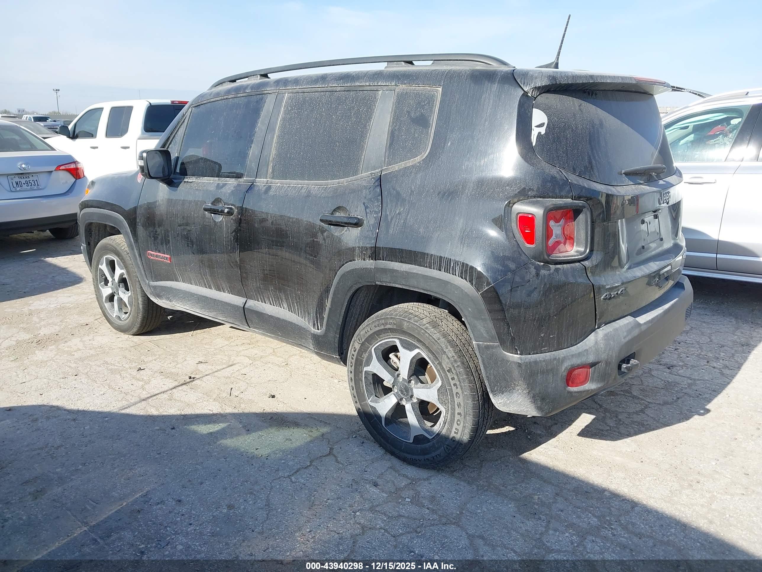 JEEP RENEGADE image 3