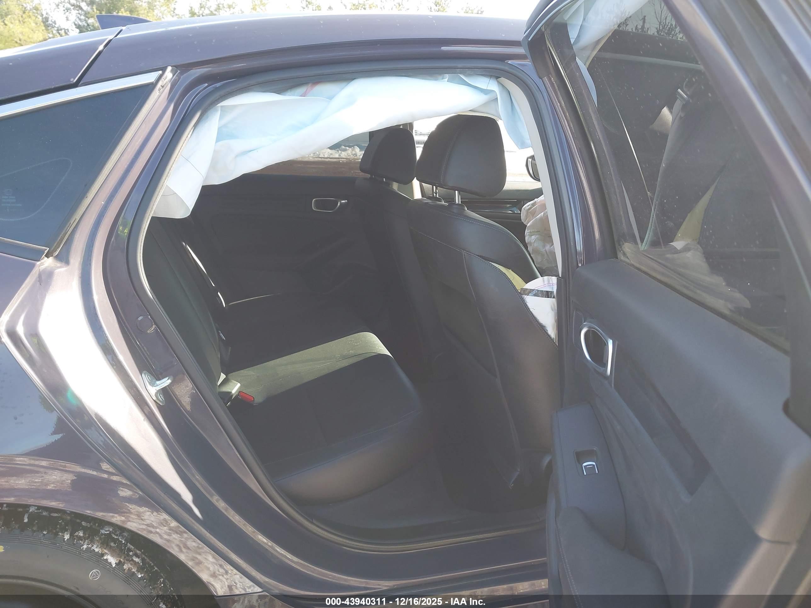 HONDA CIVIC image 8