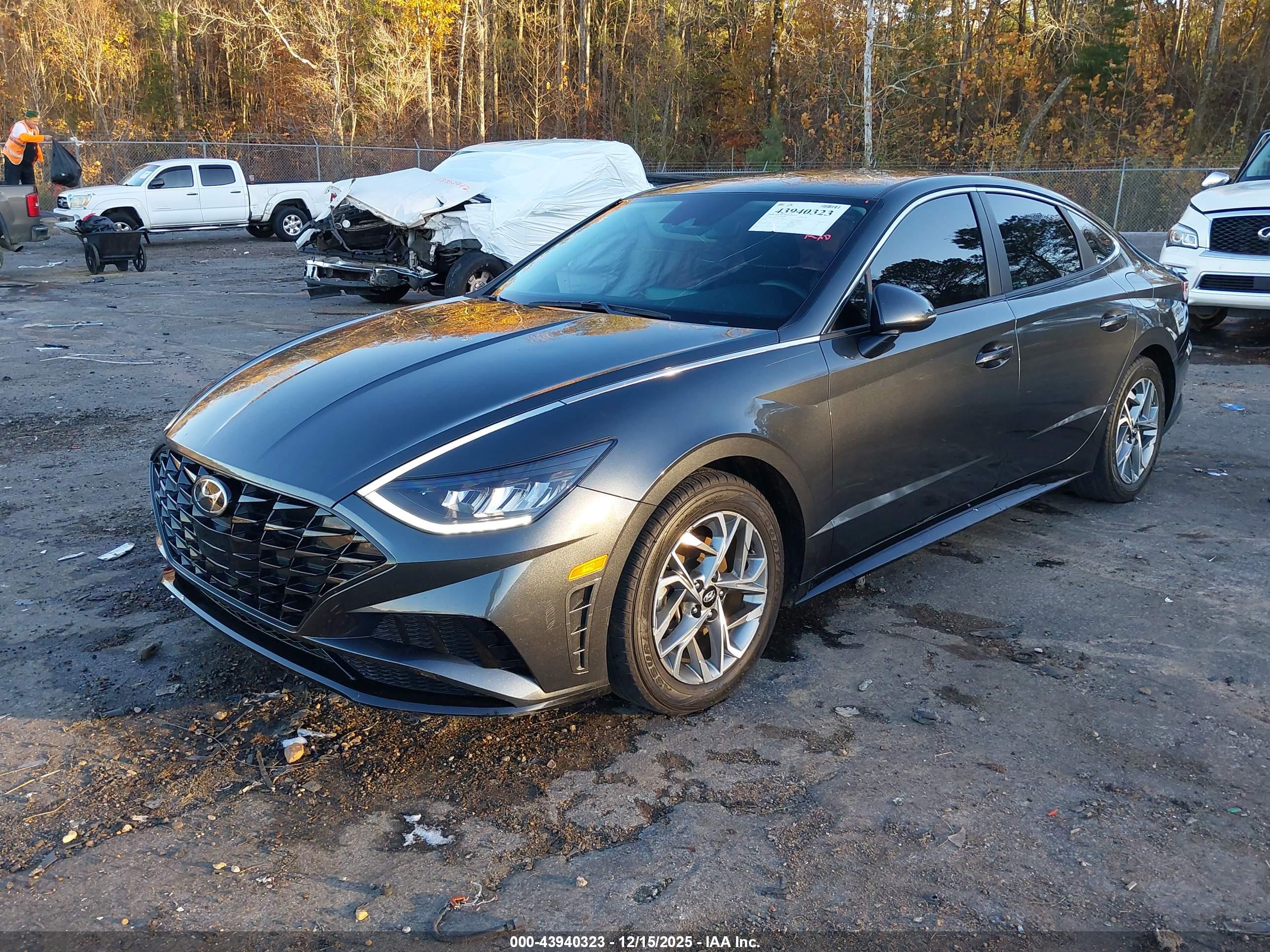 HYUNDAI SONATA image 2