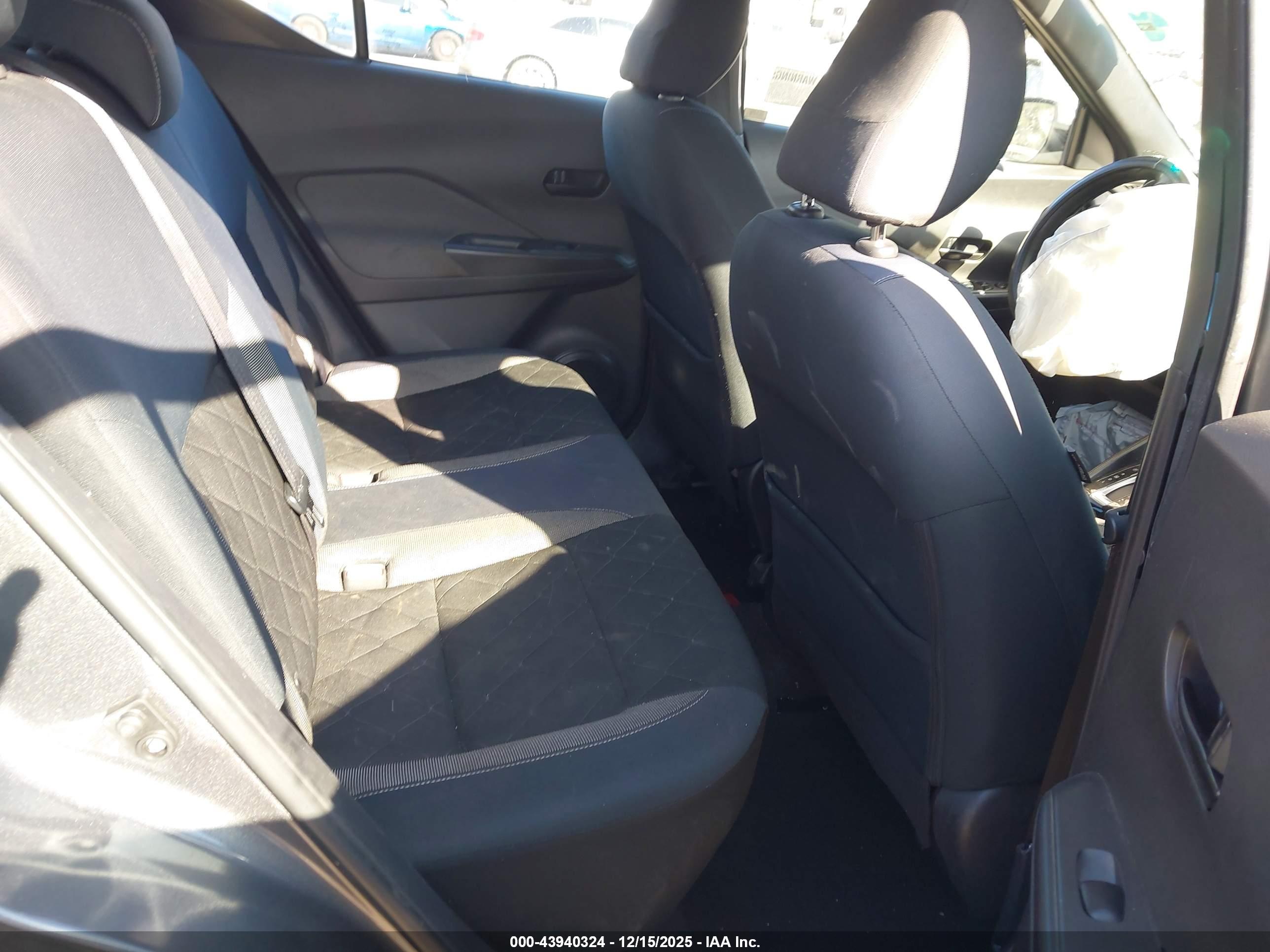 NISSAN KICKS image 8