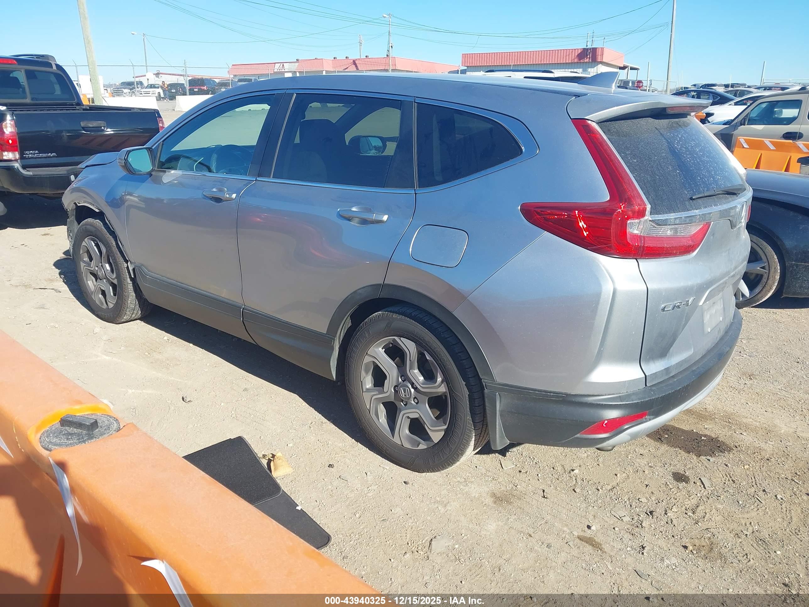 HONDA CR-V image 3