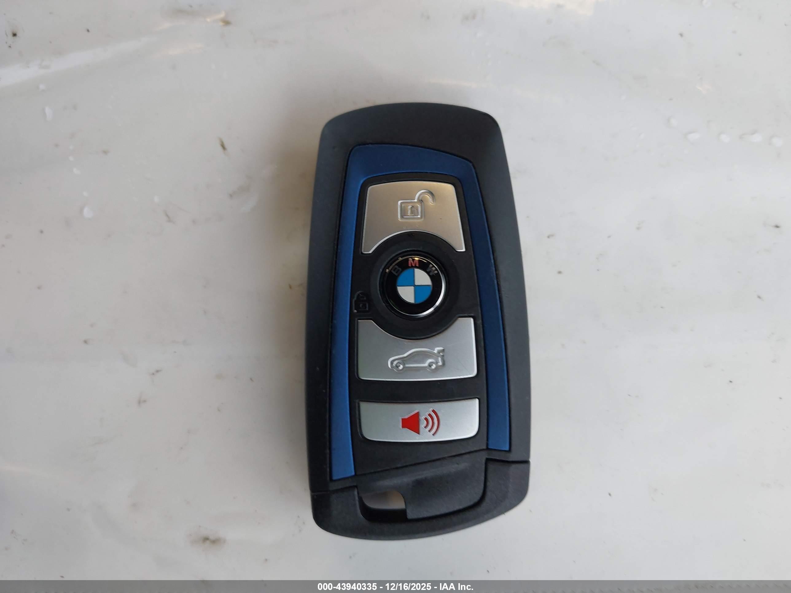 BMW 335I image 11