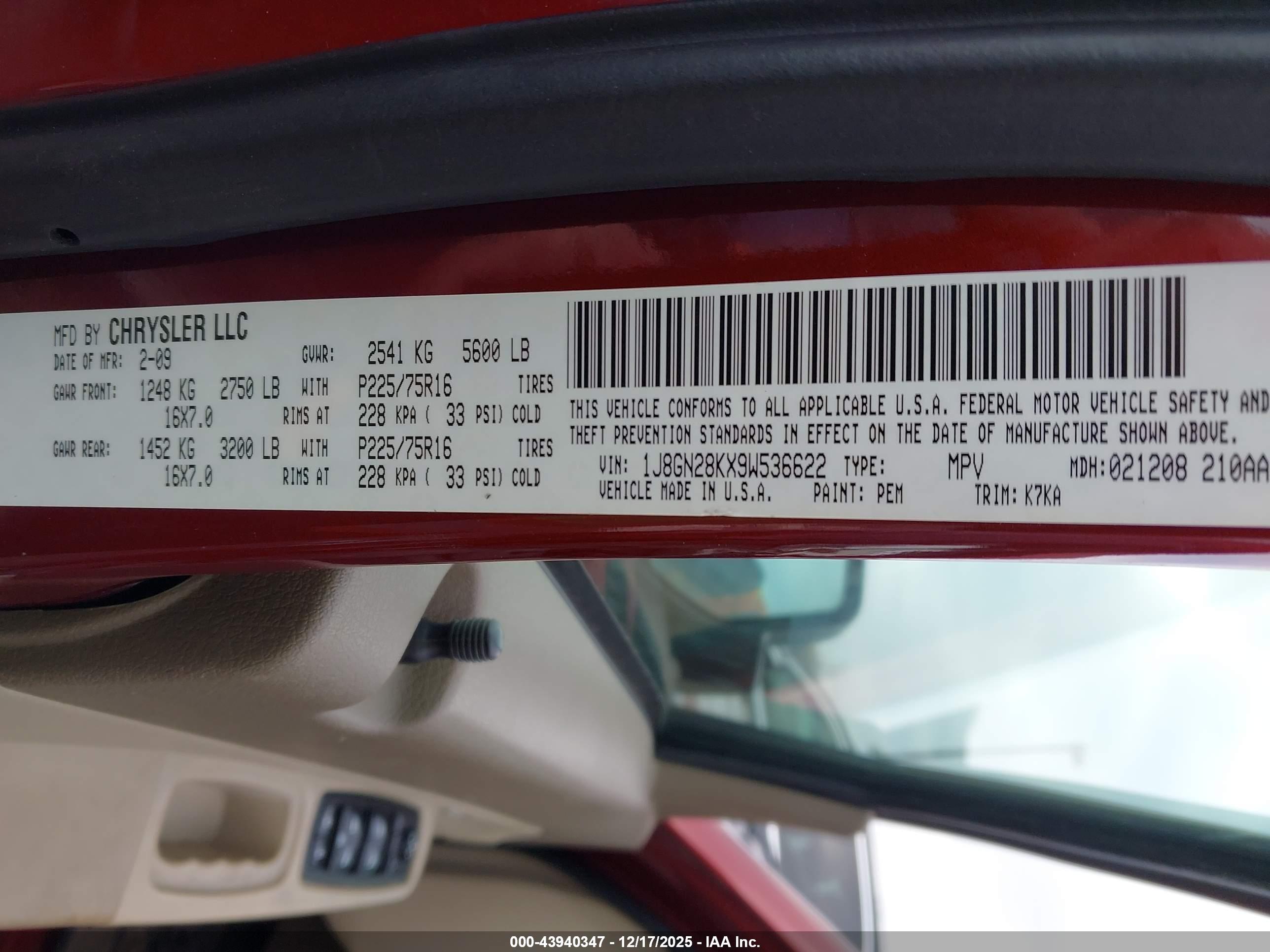 JEEP LIBERTY image 9