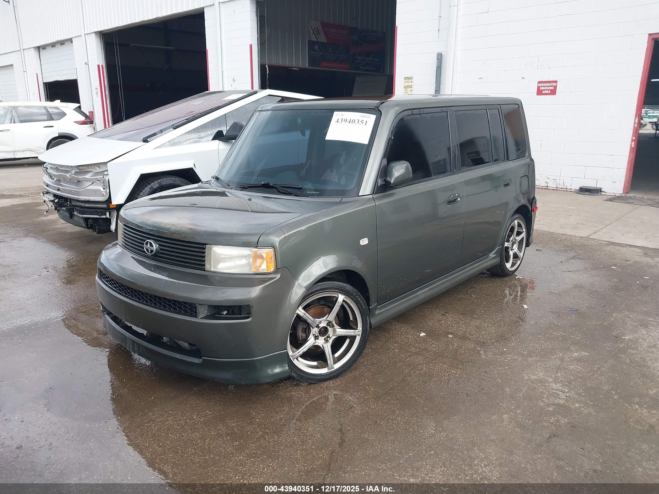 SCION XB image 2