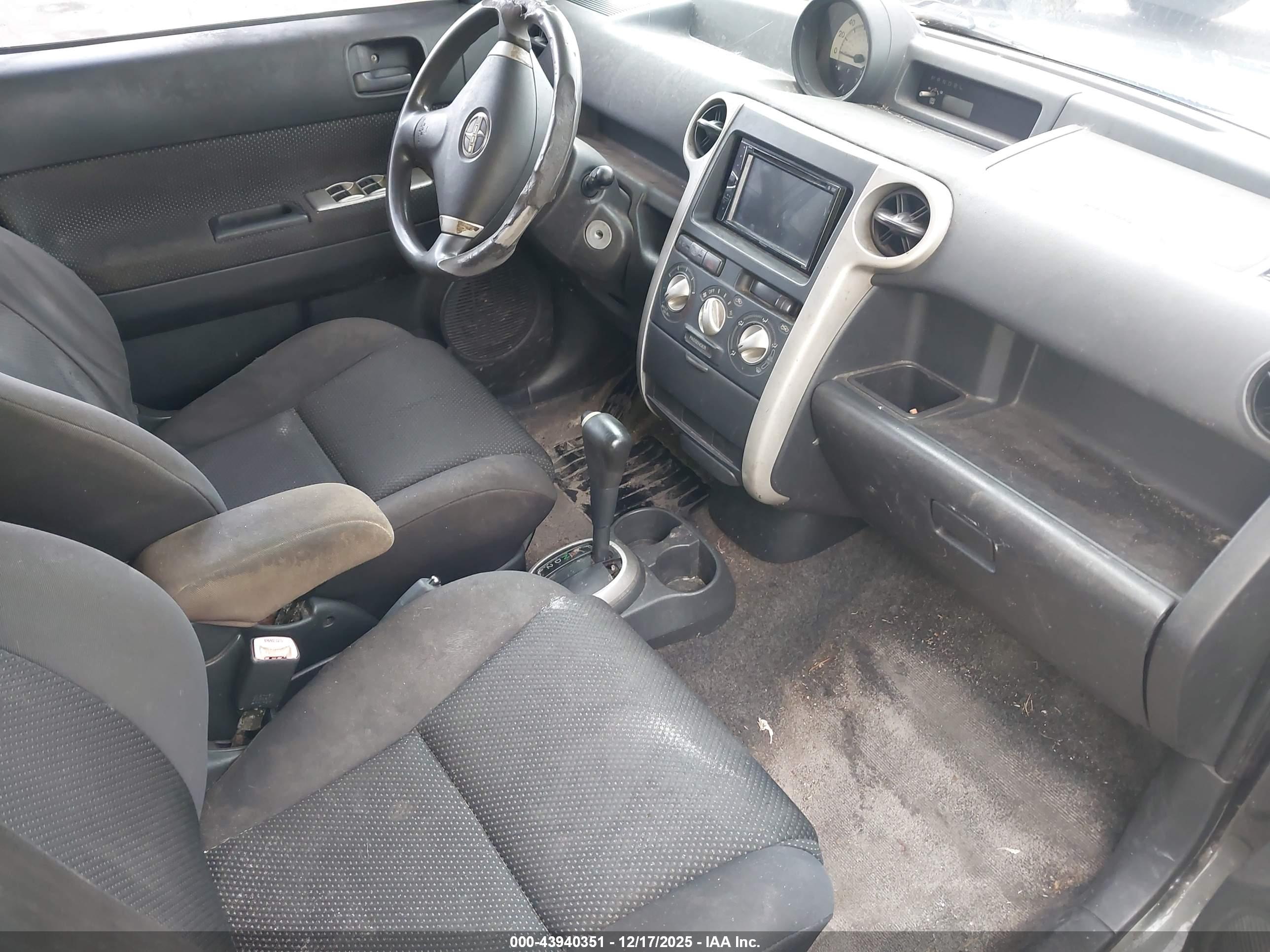 SCION XB image 5