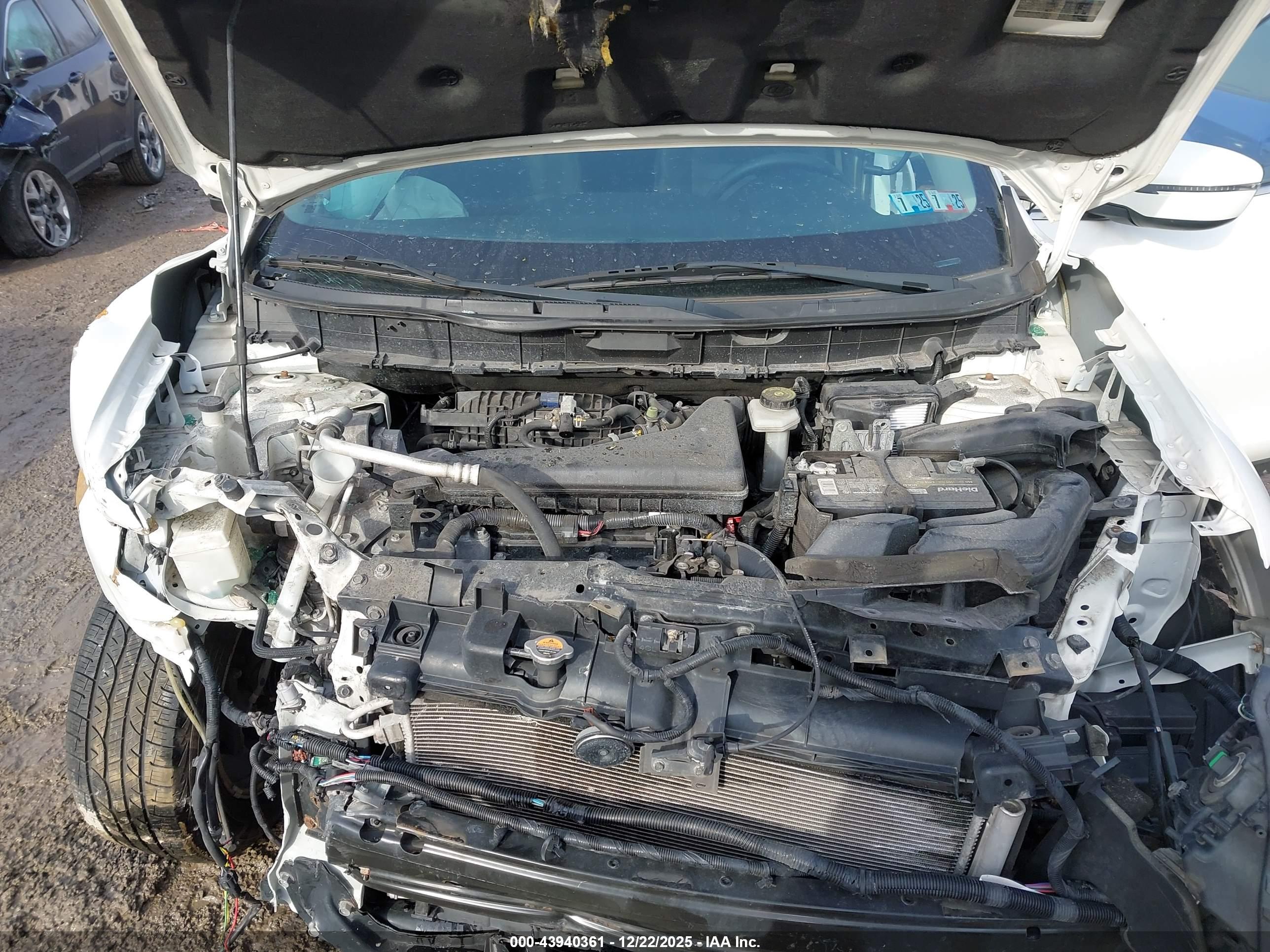 NISSAN ROGUE image 10