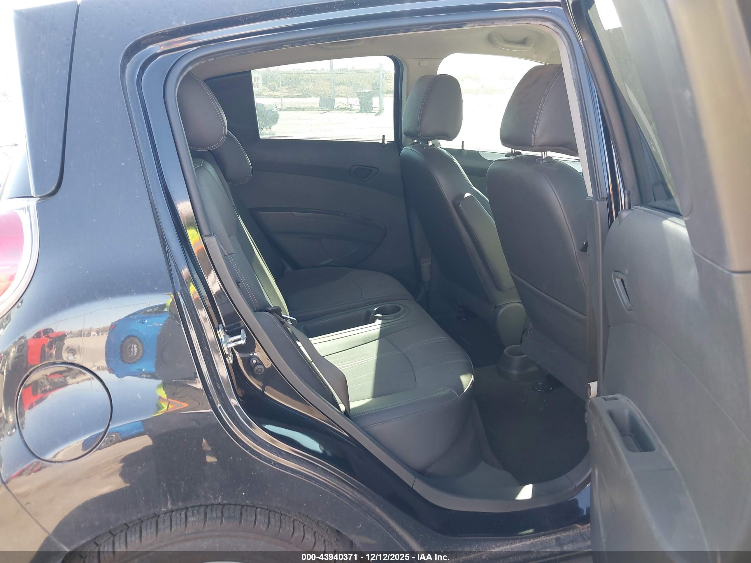 CHEVROLET SPARK image 8