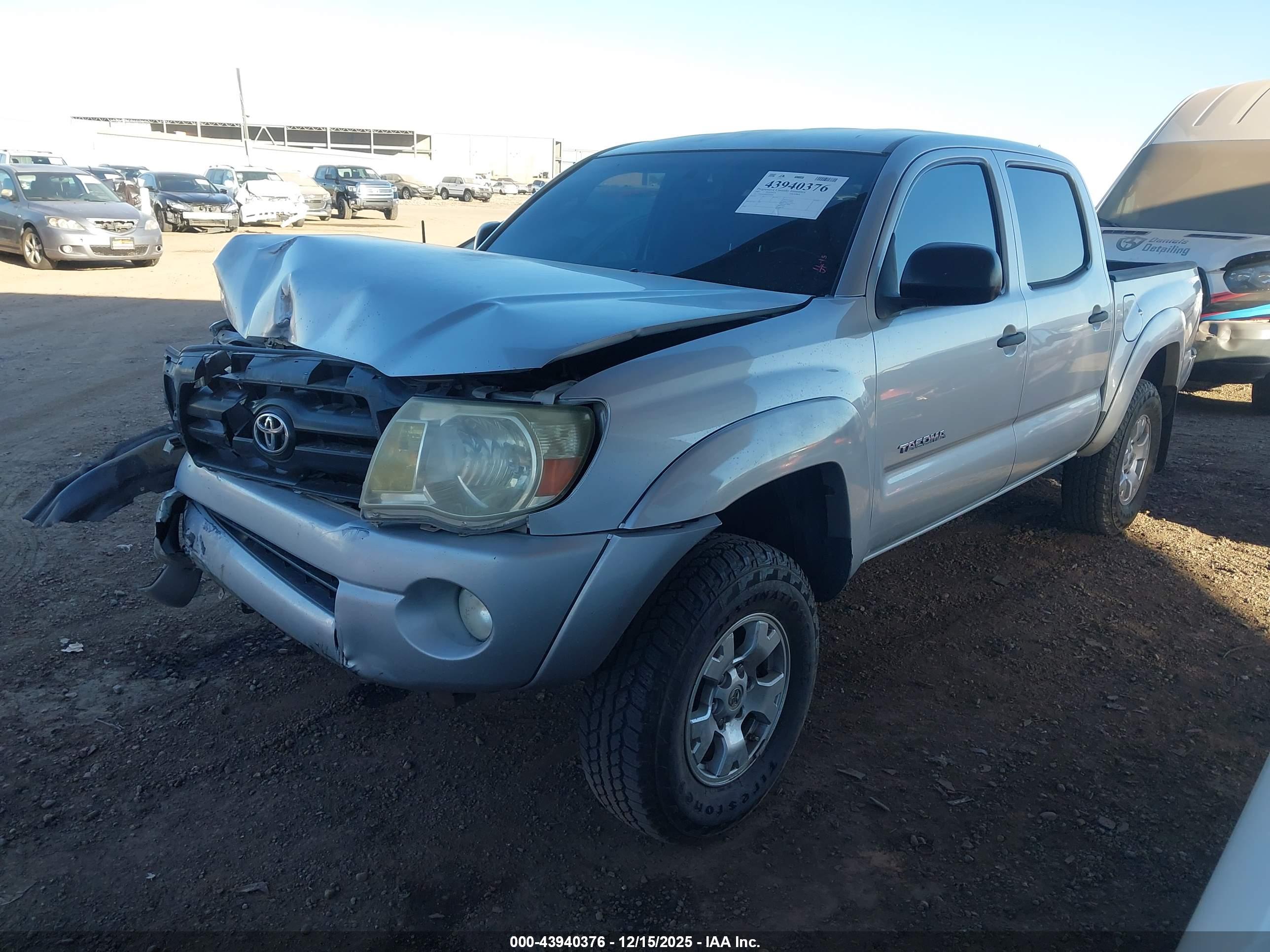 TOYOTA TACOMA image 2