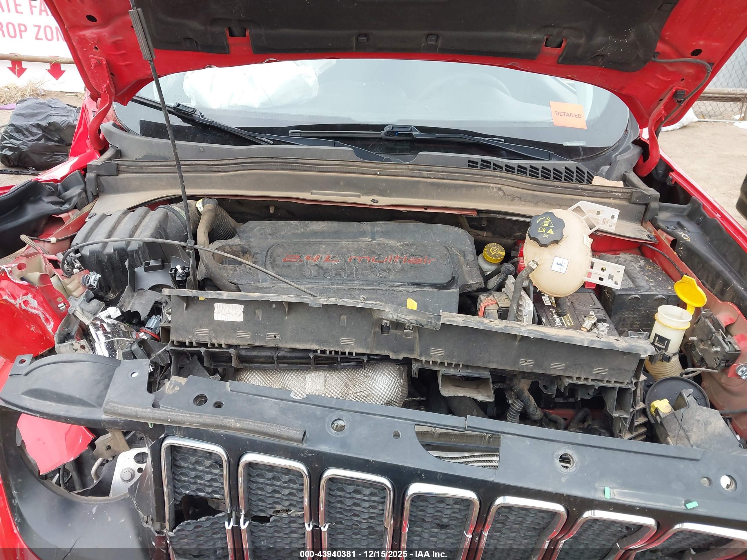 JEEP RENEGADE image 10