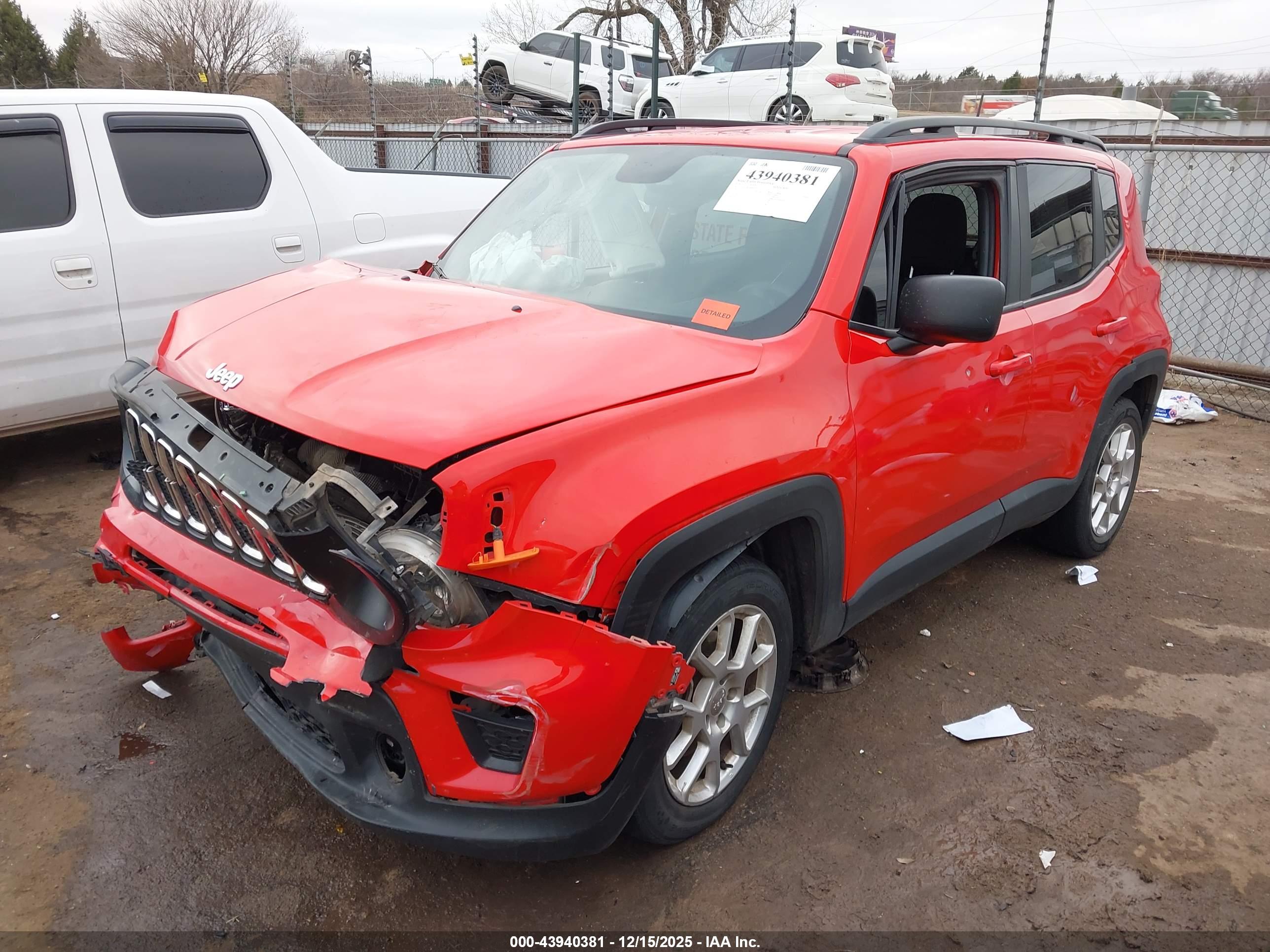 JEEP RENEGADE image 2