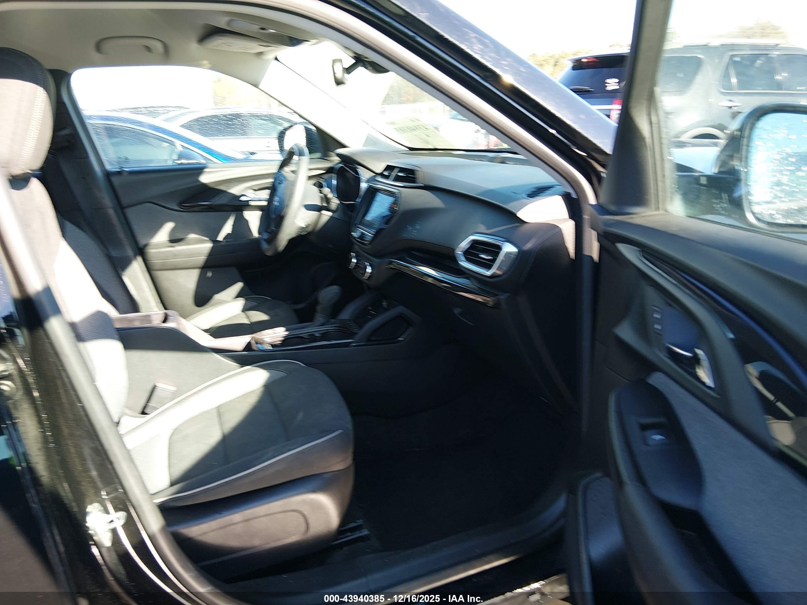 CHEVROLET TRAILBLAZER image 5