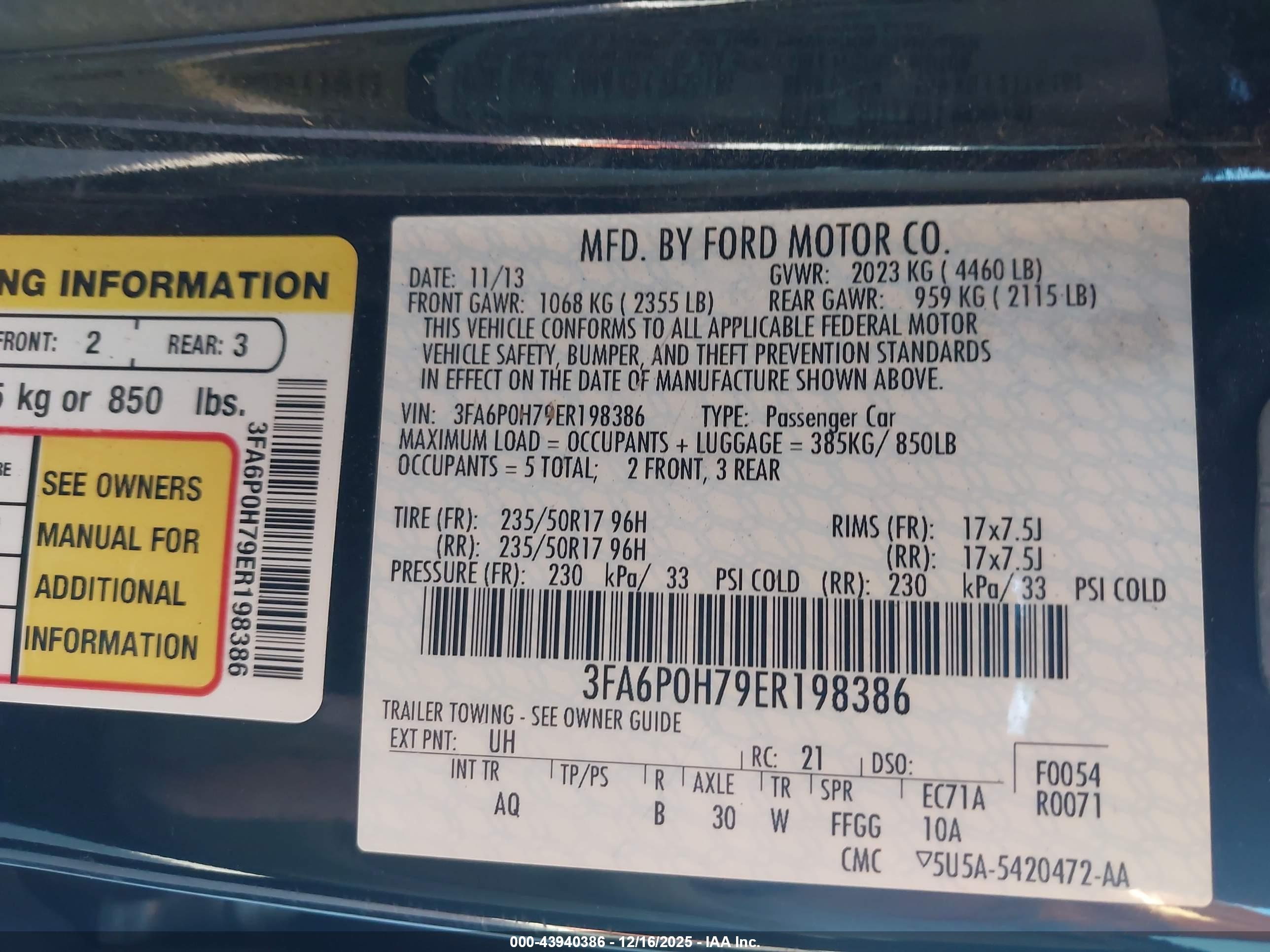 FORD FUSION image 9