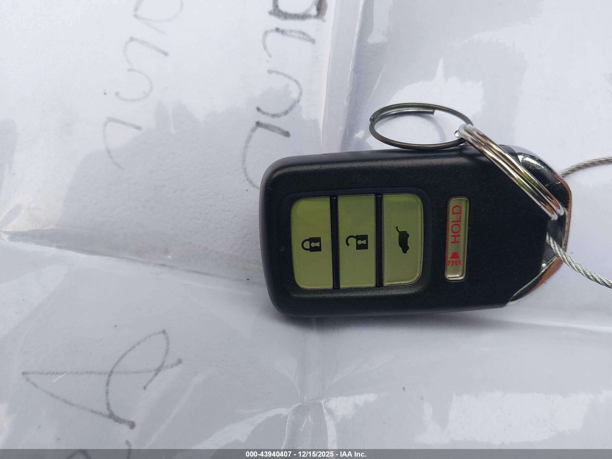 HONDA CR-V image 11