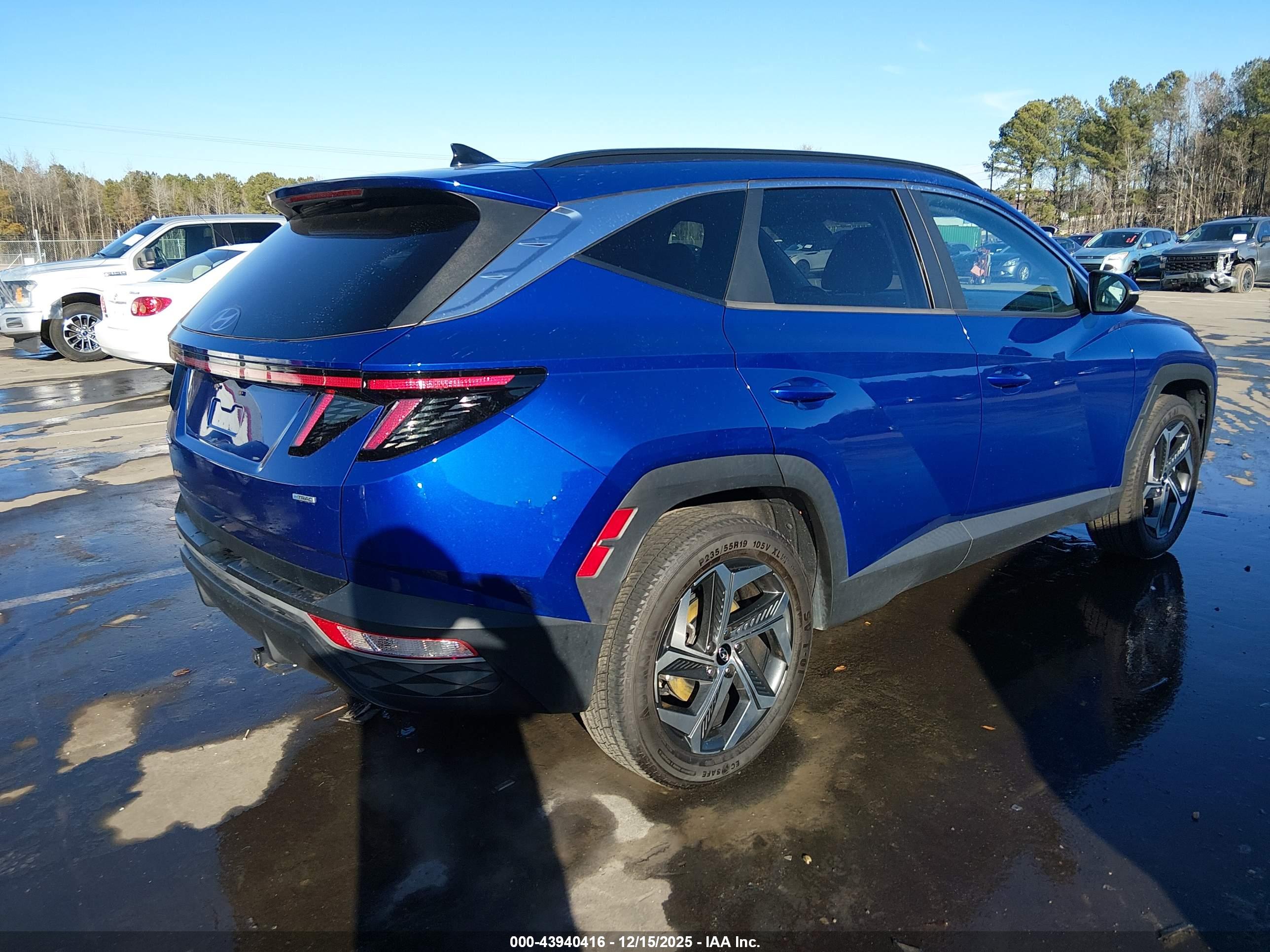 HYUNDAI TUCSON image 4