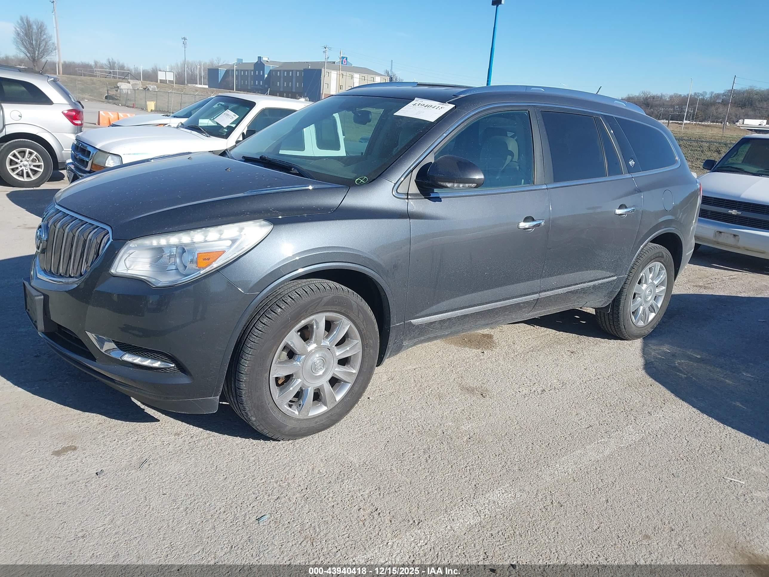 BUICK ENCLAVE image 2