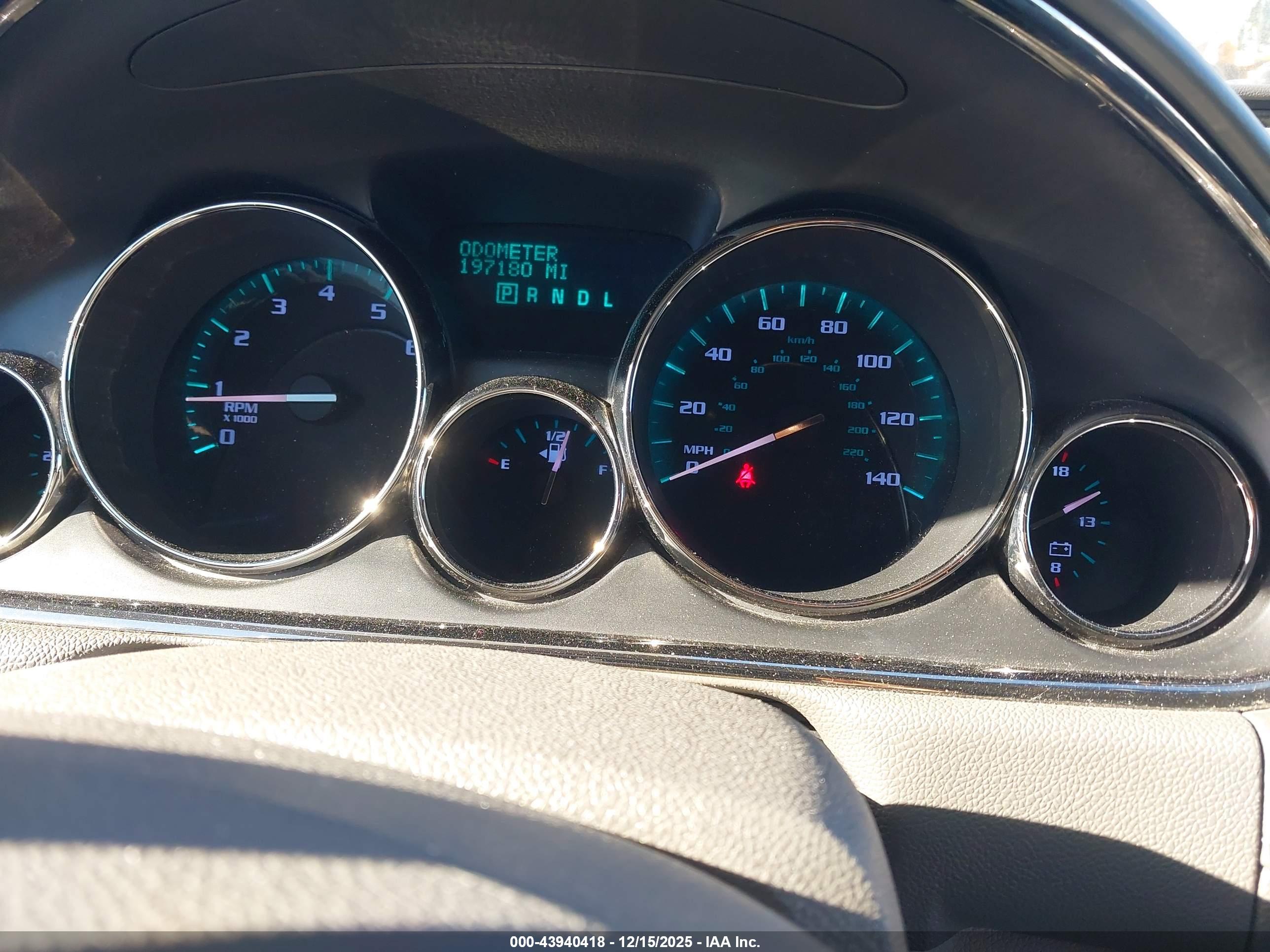 BUICK ENCLAVE image 7