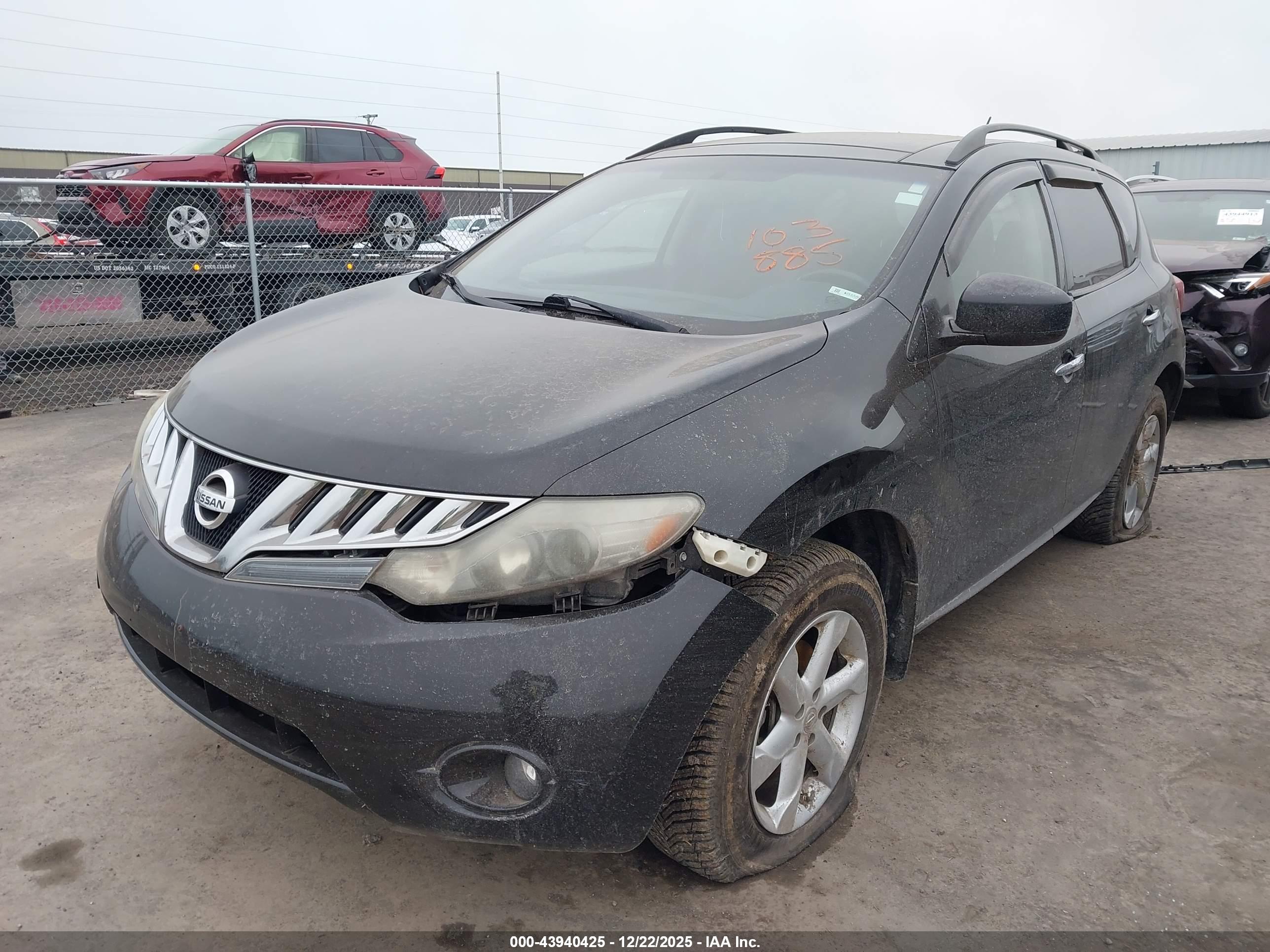 NISSAN MURANO image 2