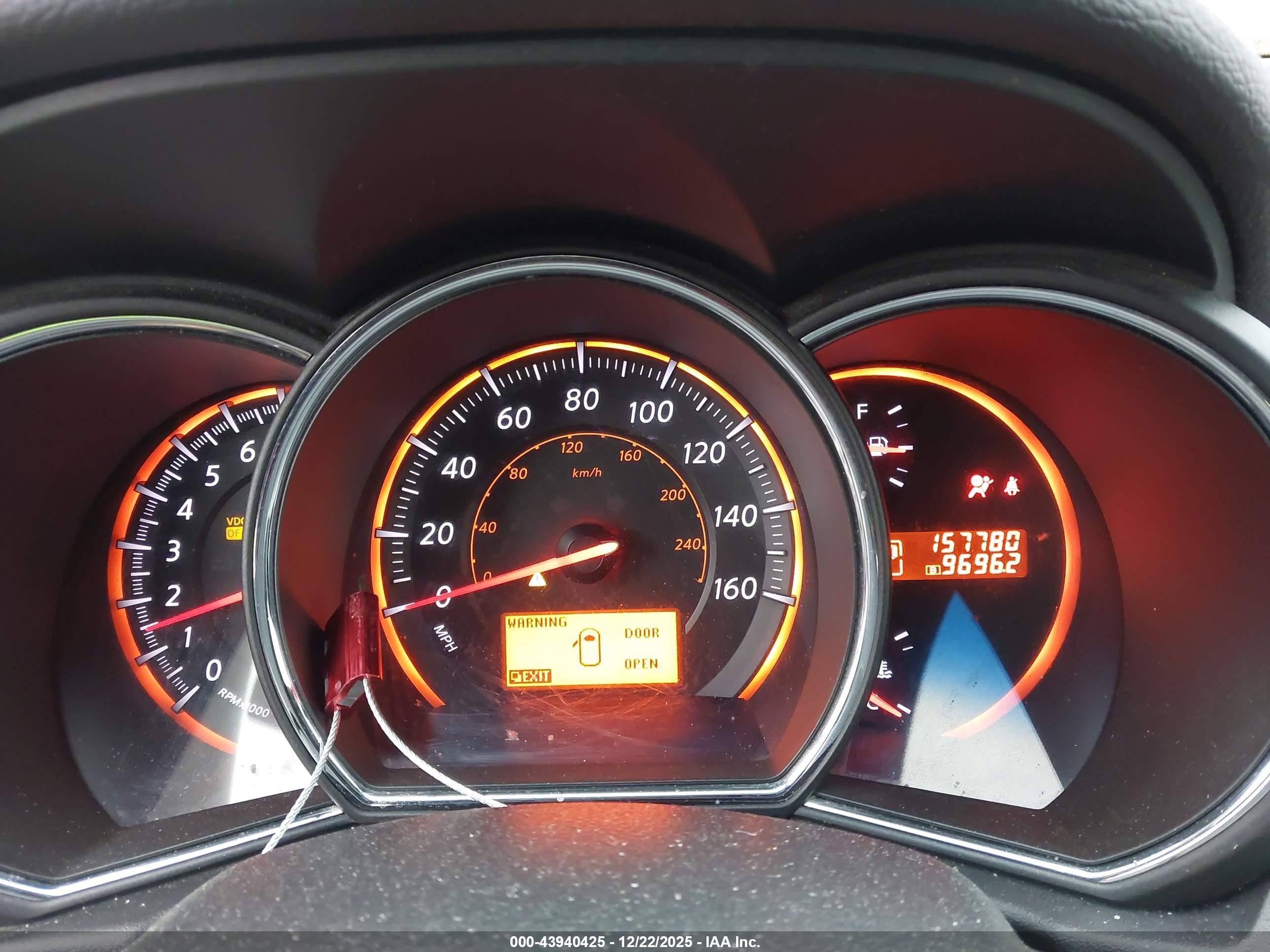 NISSAN MURANO image 7