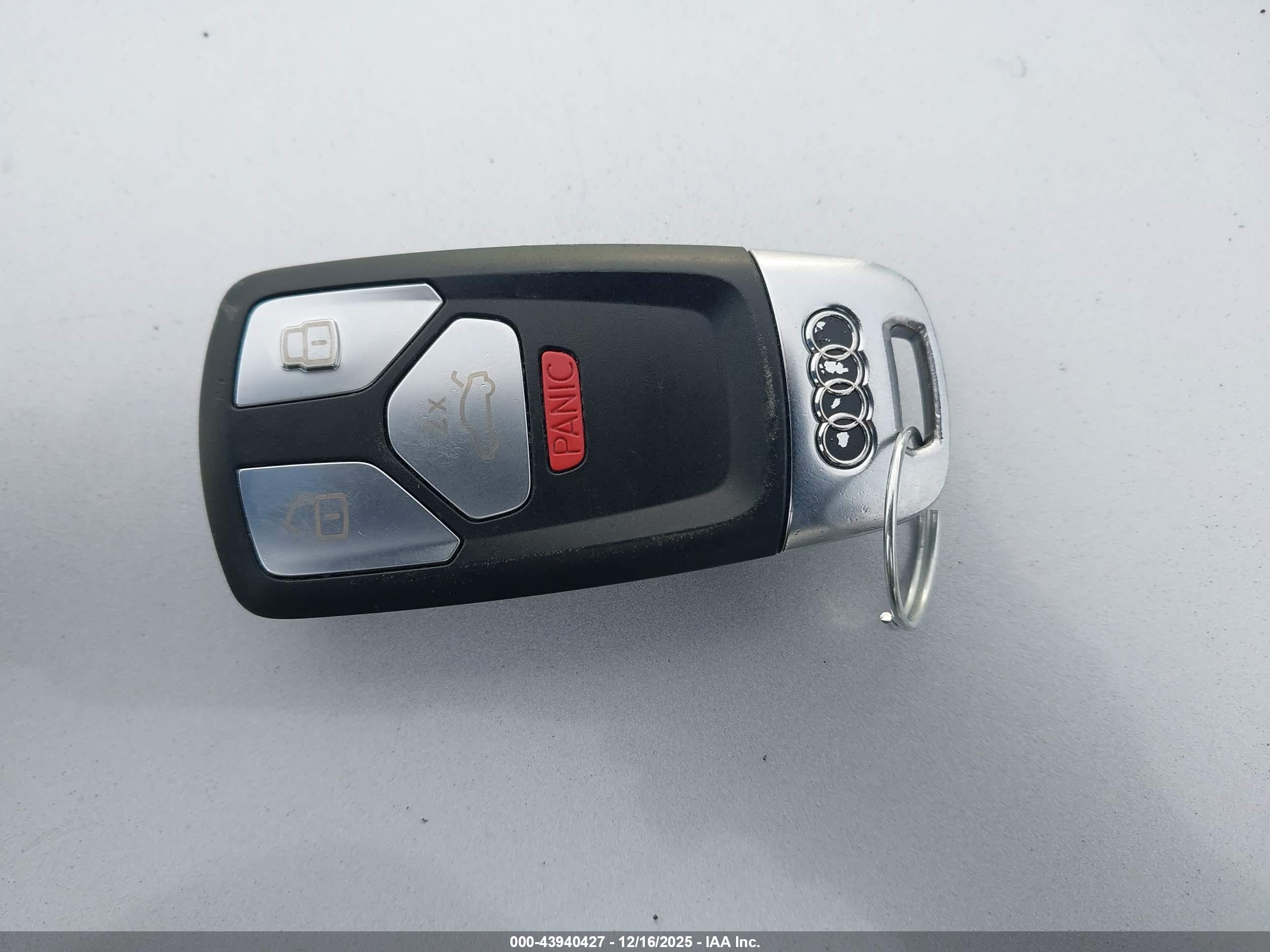 AUDI Q5 image 11