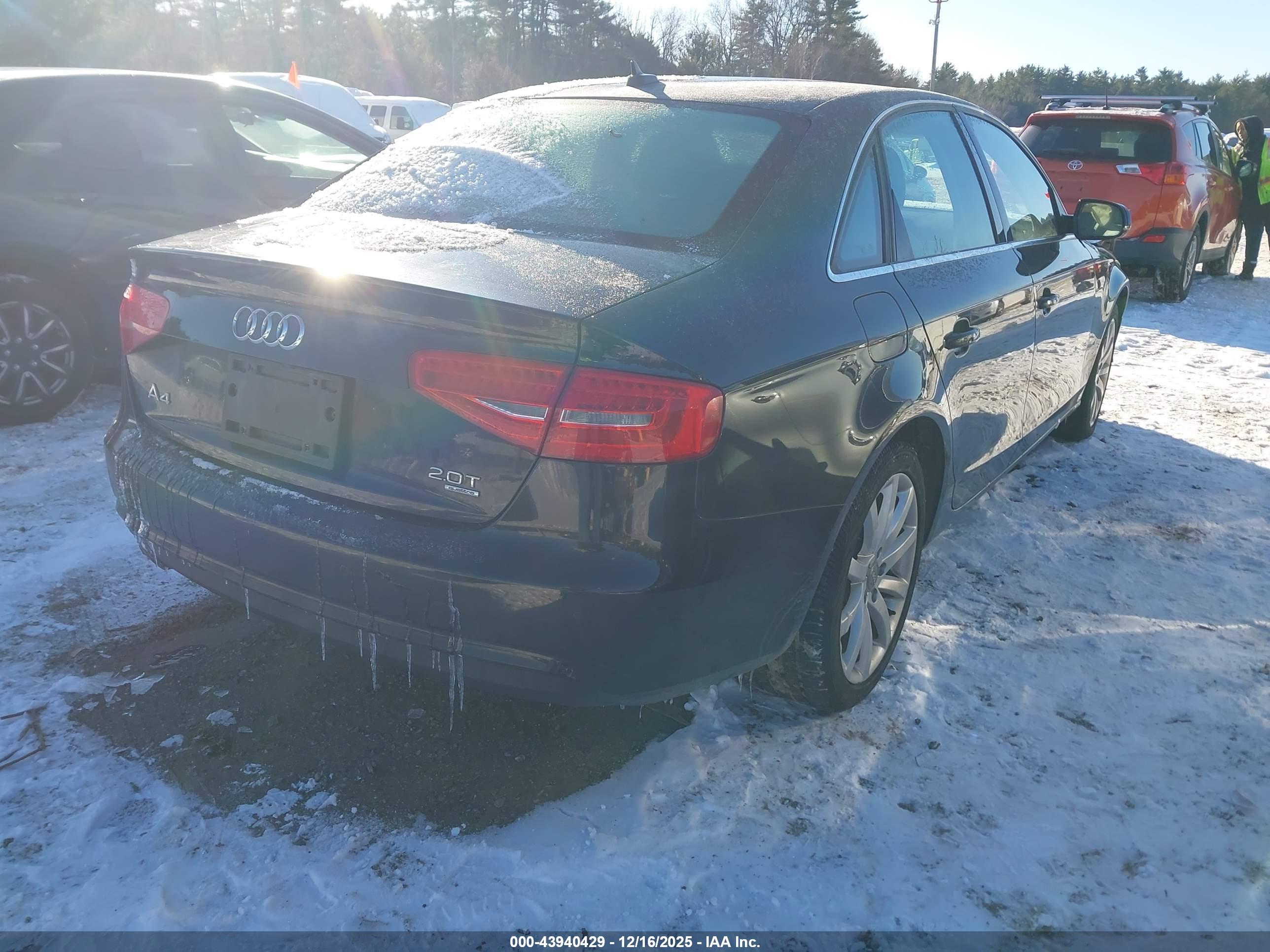 AUDI A4 image 4