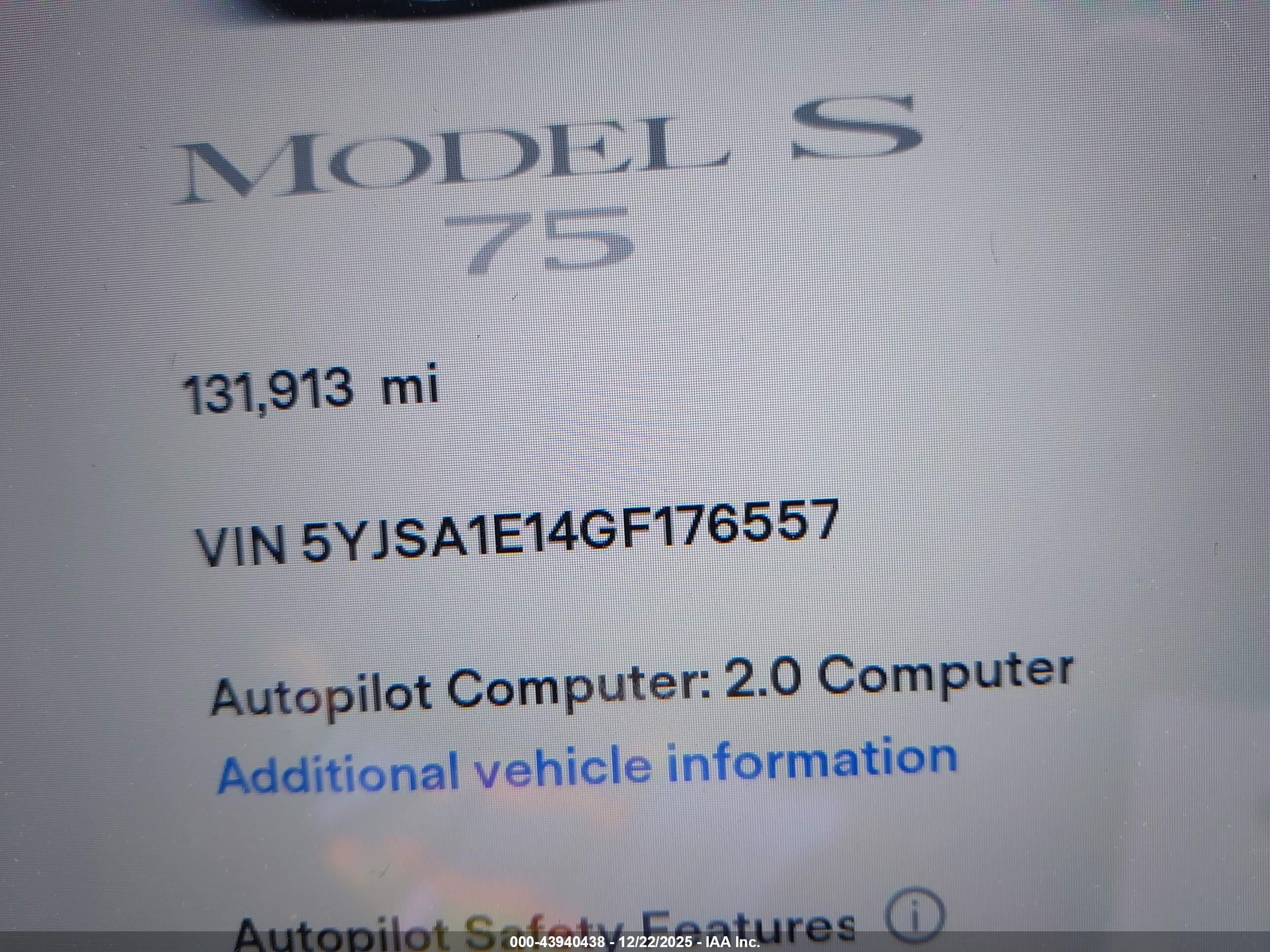 TESLA MODEL image 7
