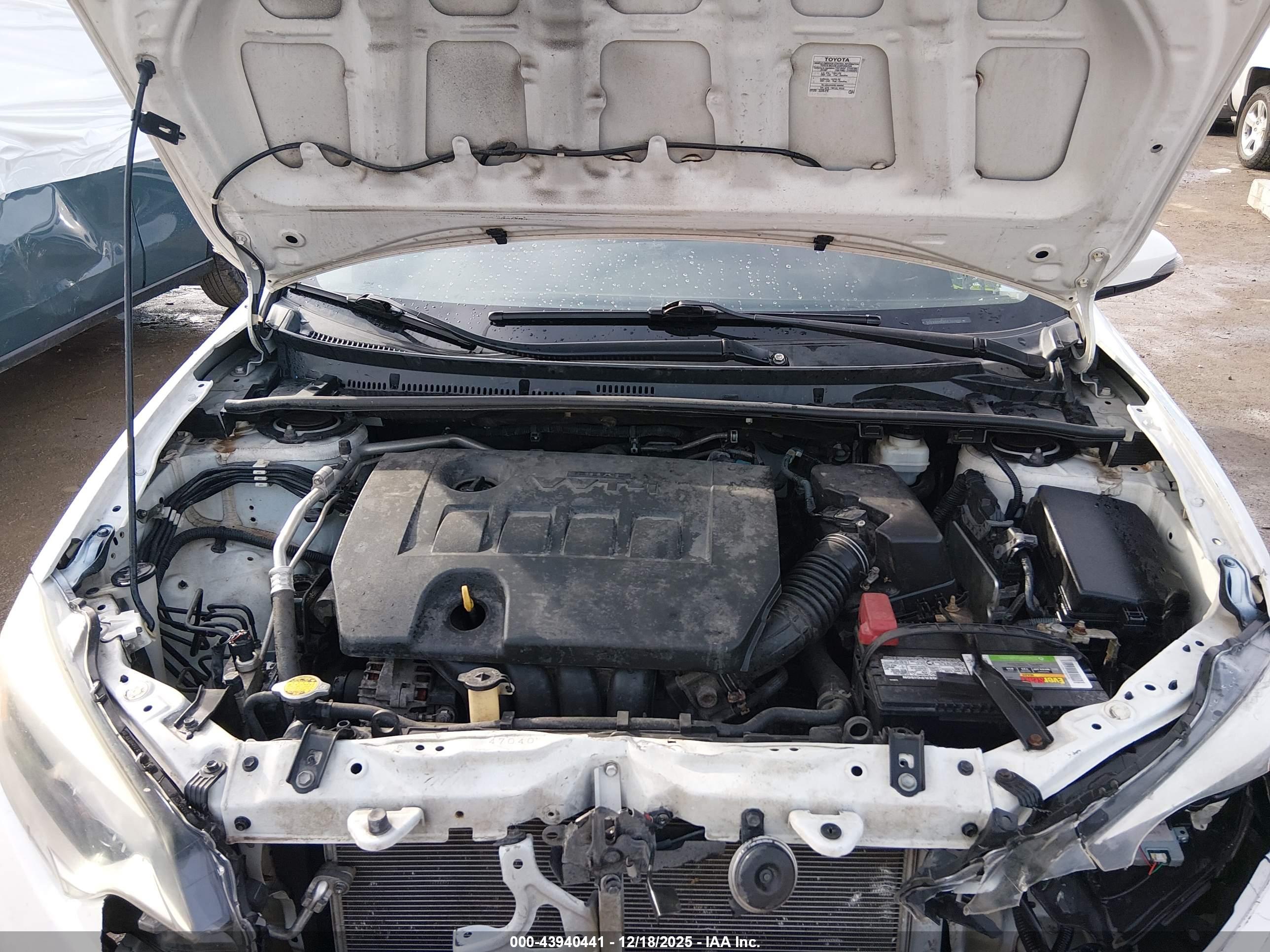 TOYOTA COROLLA image 10