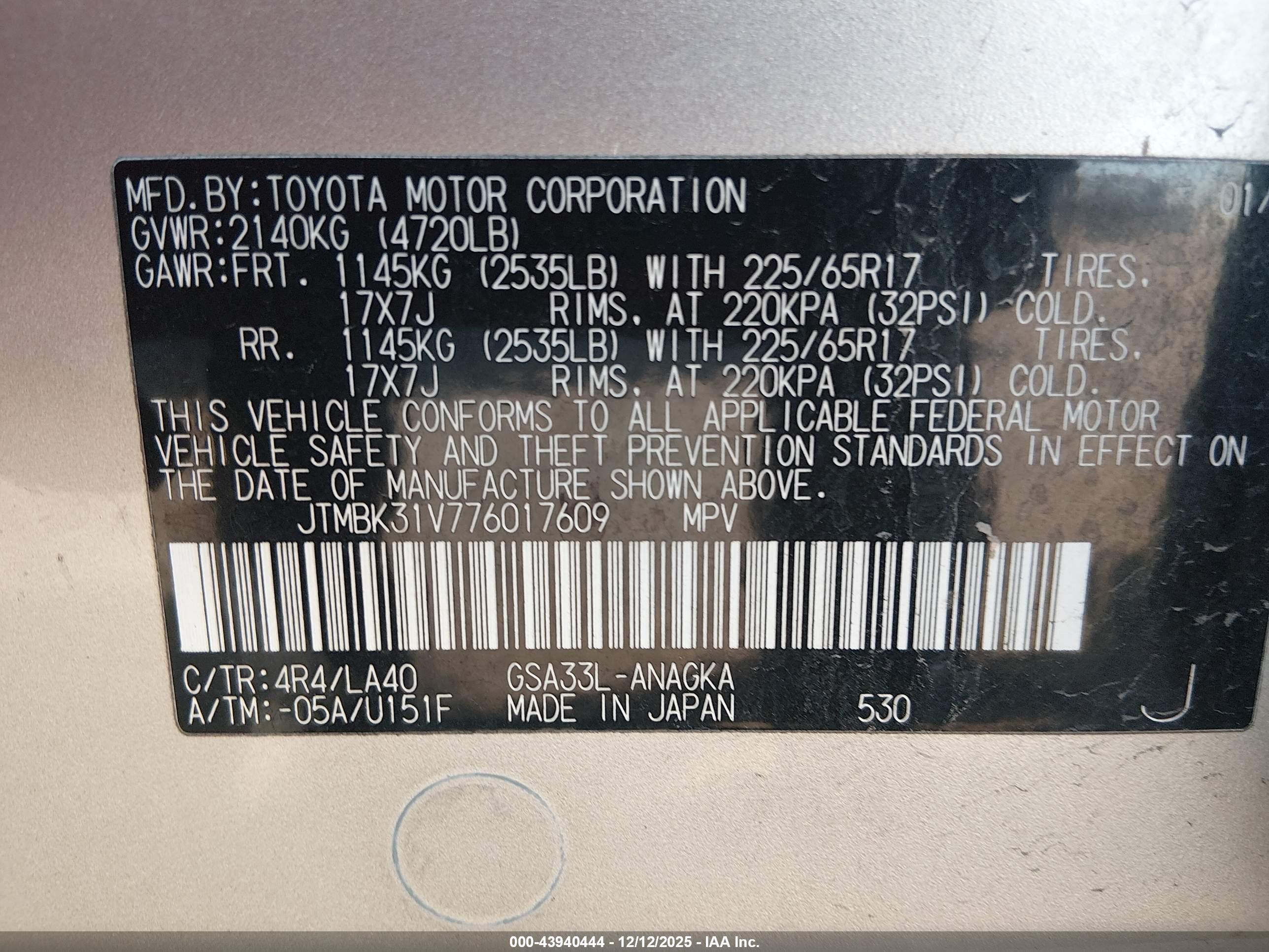 TOYOTA RAV4 image 9