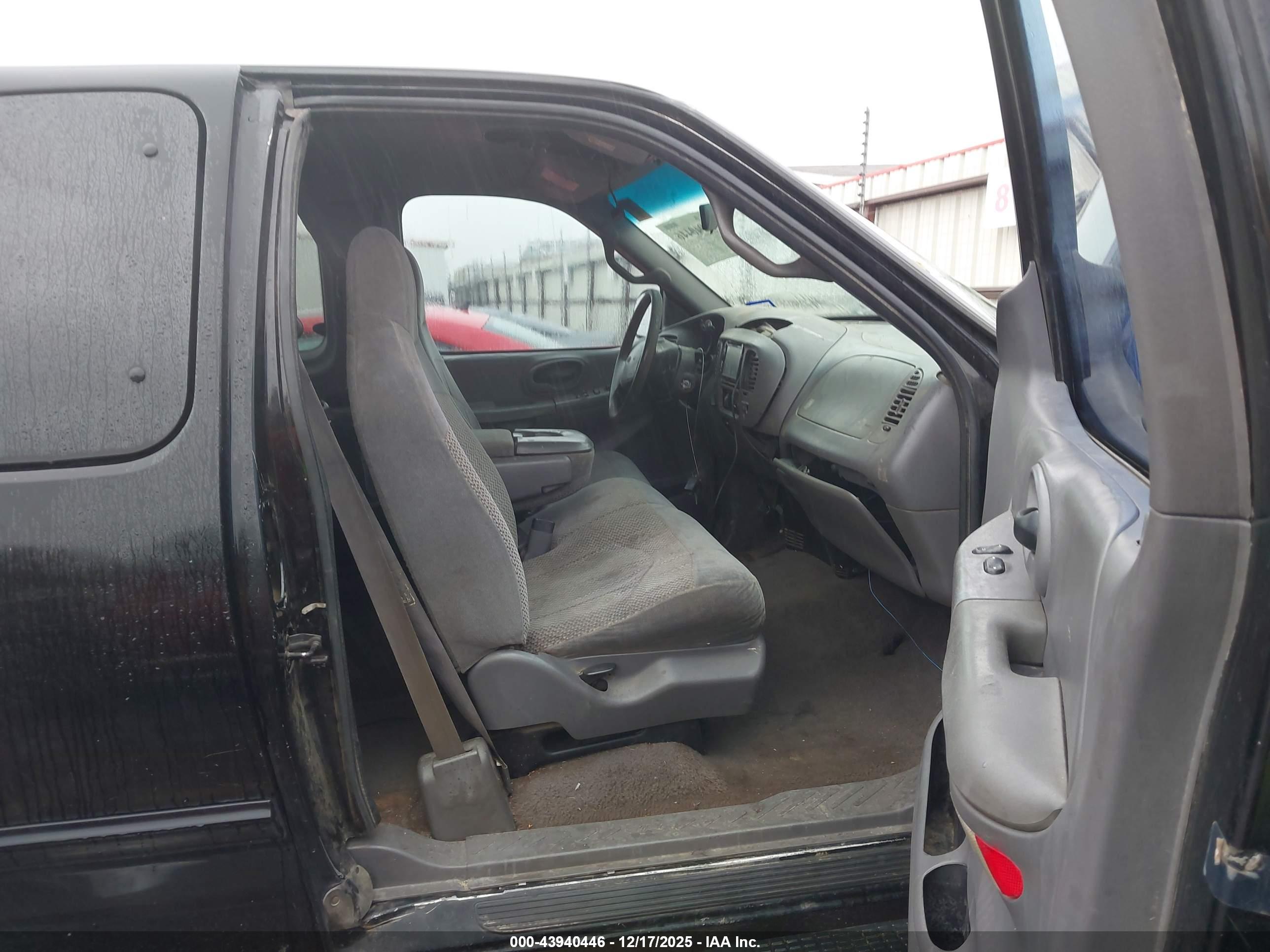 FORD F-150 image 5