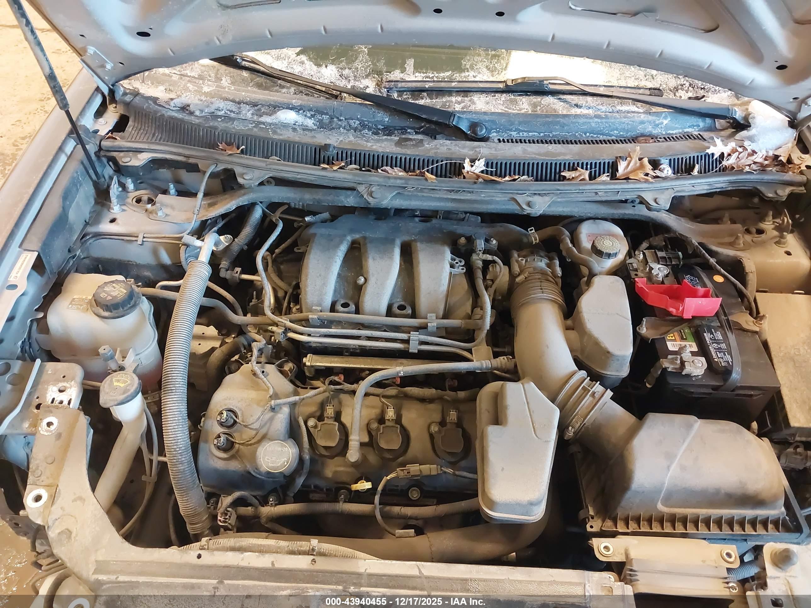 FORD FLEX image 10