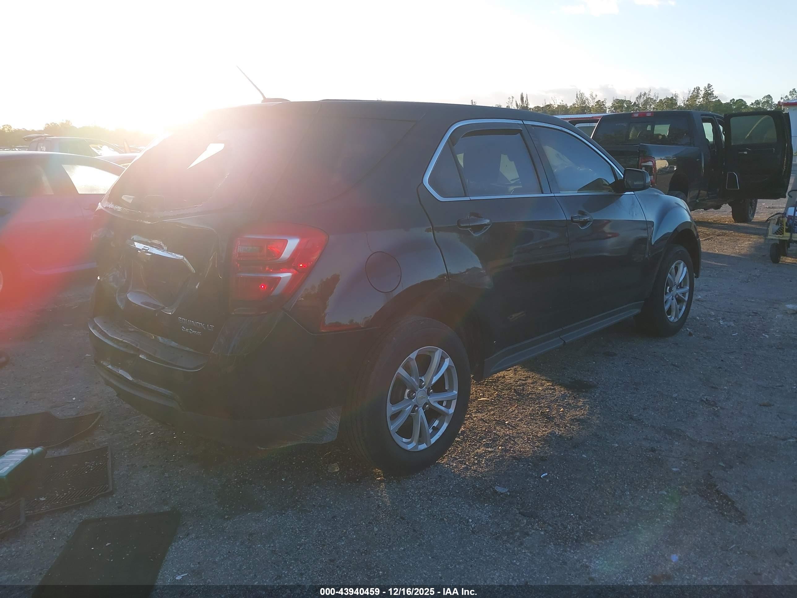 CHEVROLET EQUINOX image 4