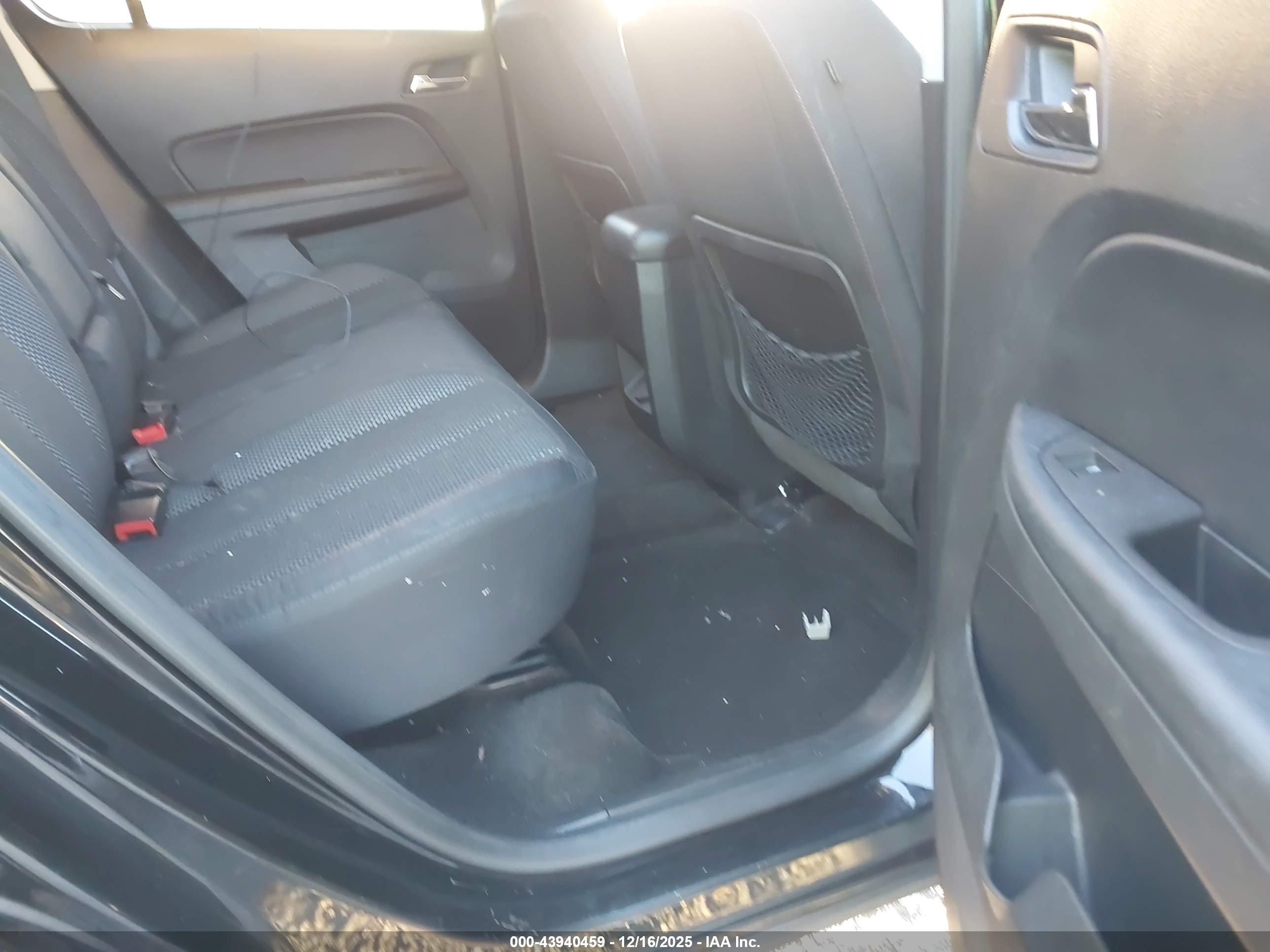 CHEVROLET EQUINOX image 8