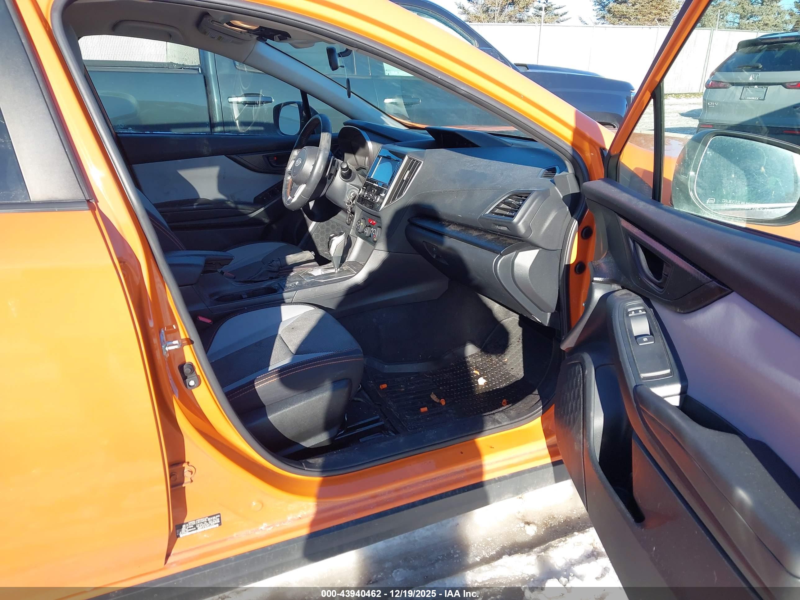 SUBARU CROSSTREK image 5