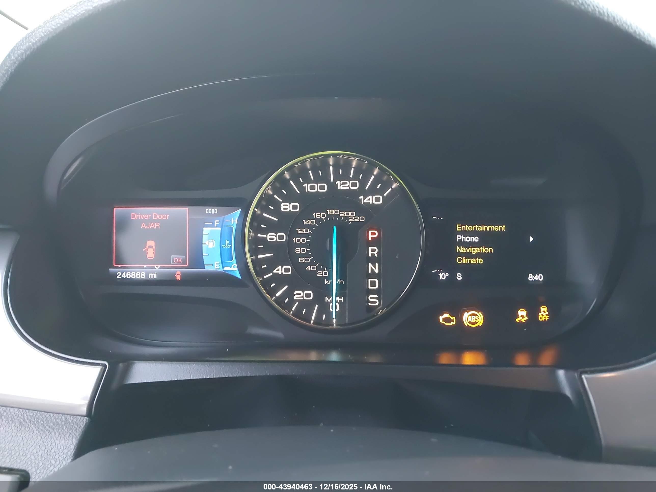 FORD EDGE image 7