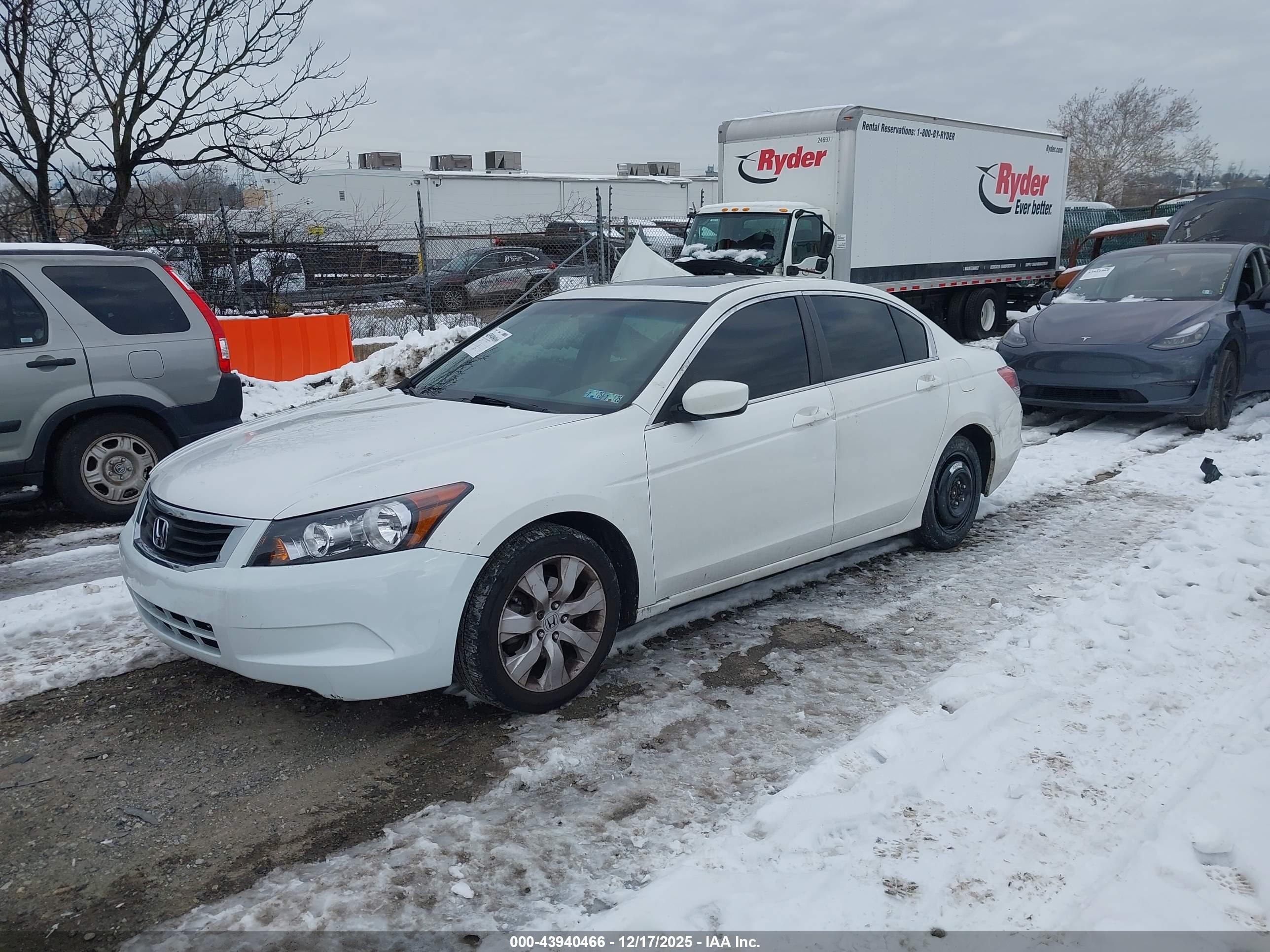 HONDA ACCORD image 2