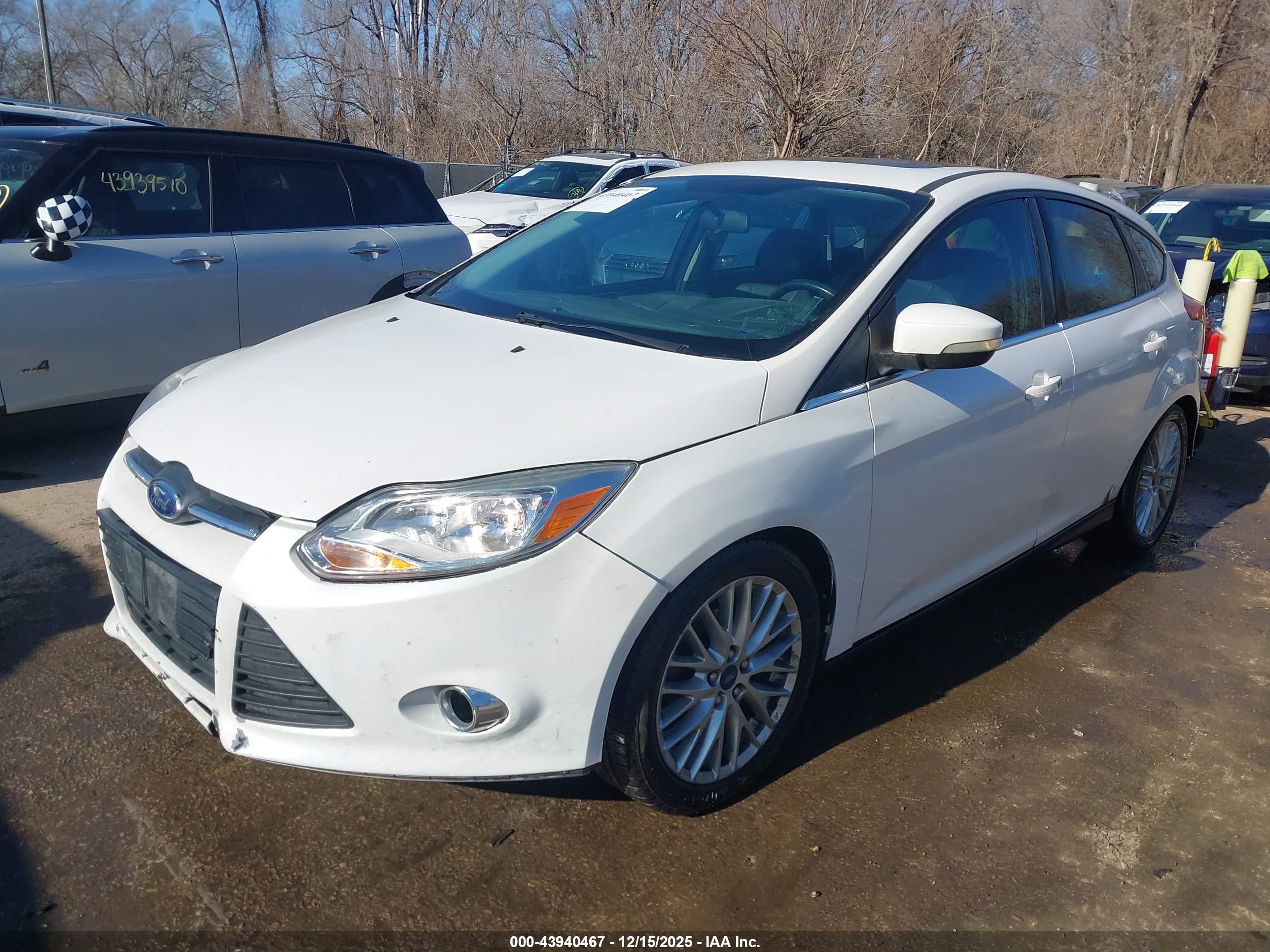 FORD FOCUS image 2