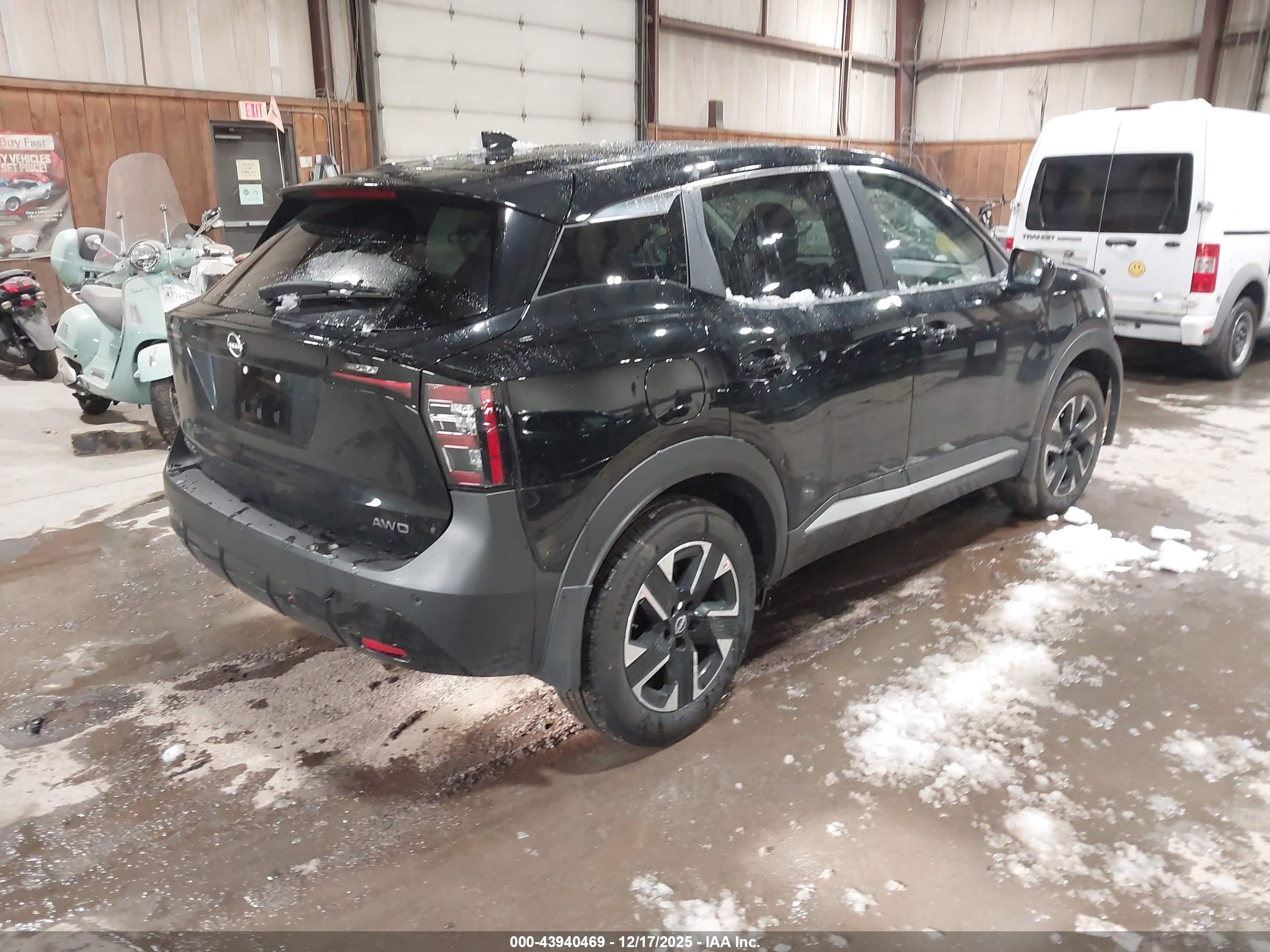 NISSAN KICKS image 4