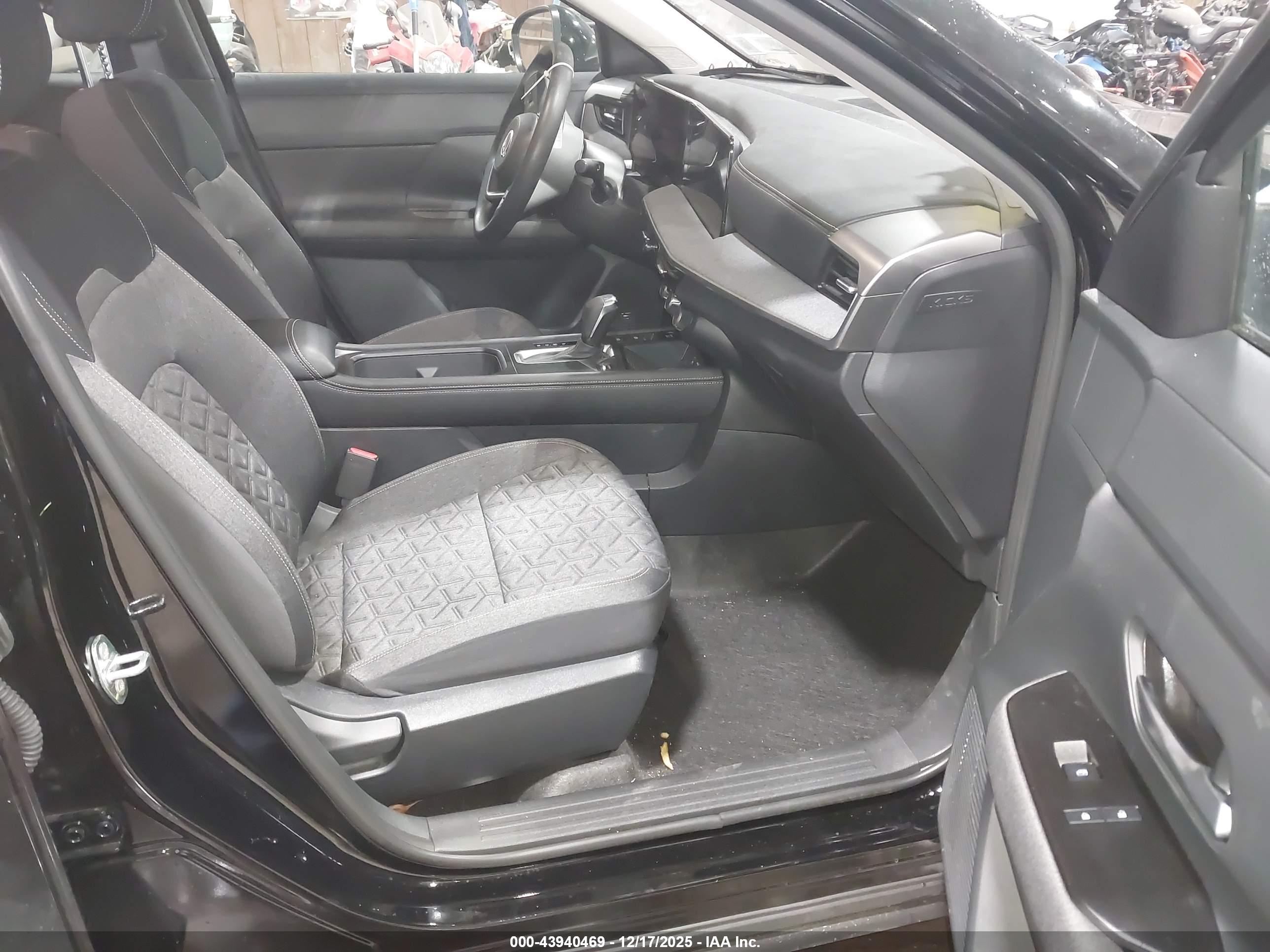 NISSAN KICKS image 5