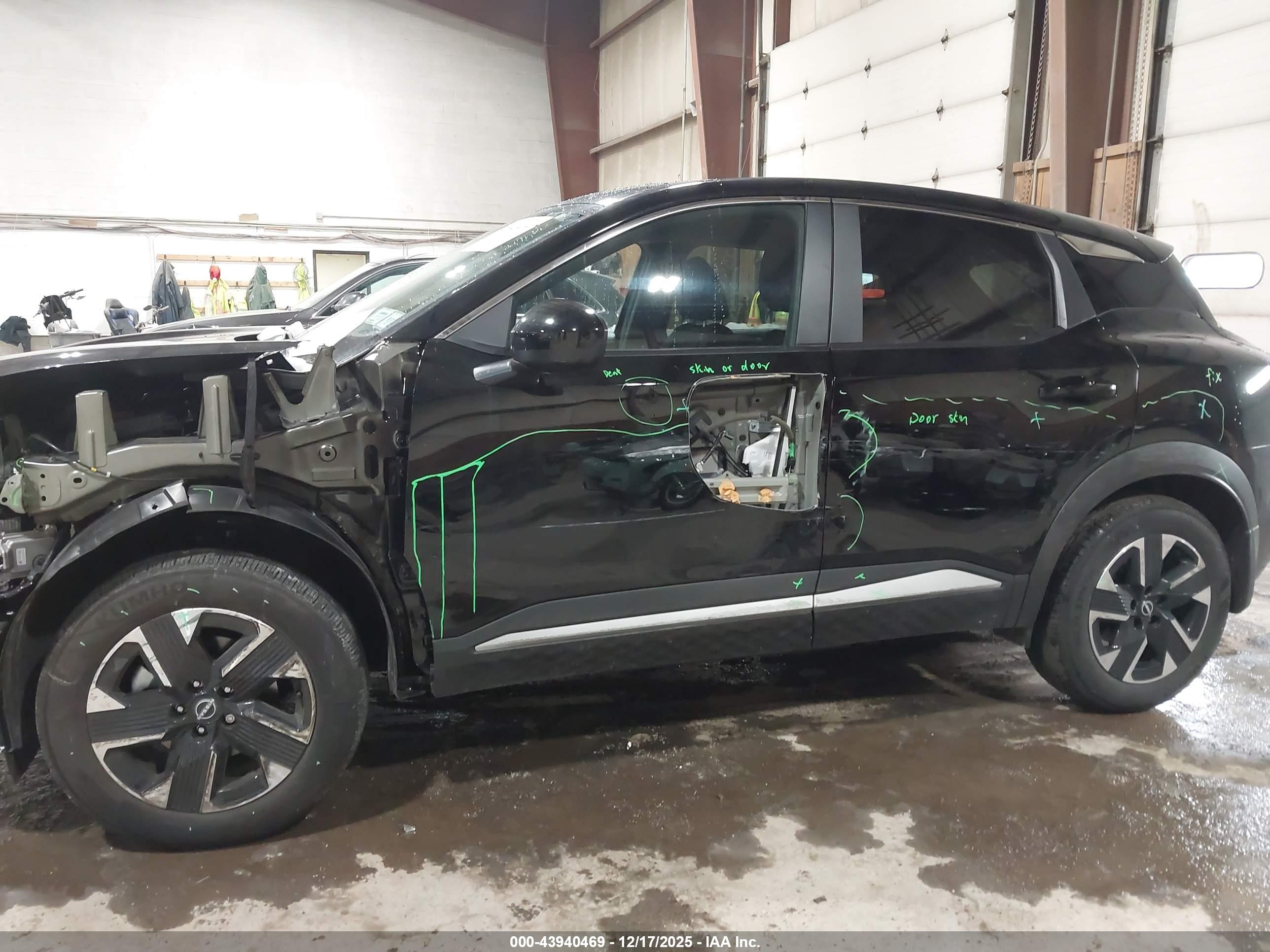 NISSAN KICKS image 6