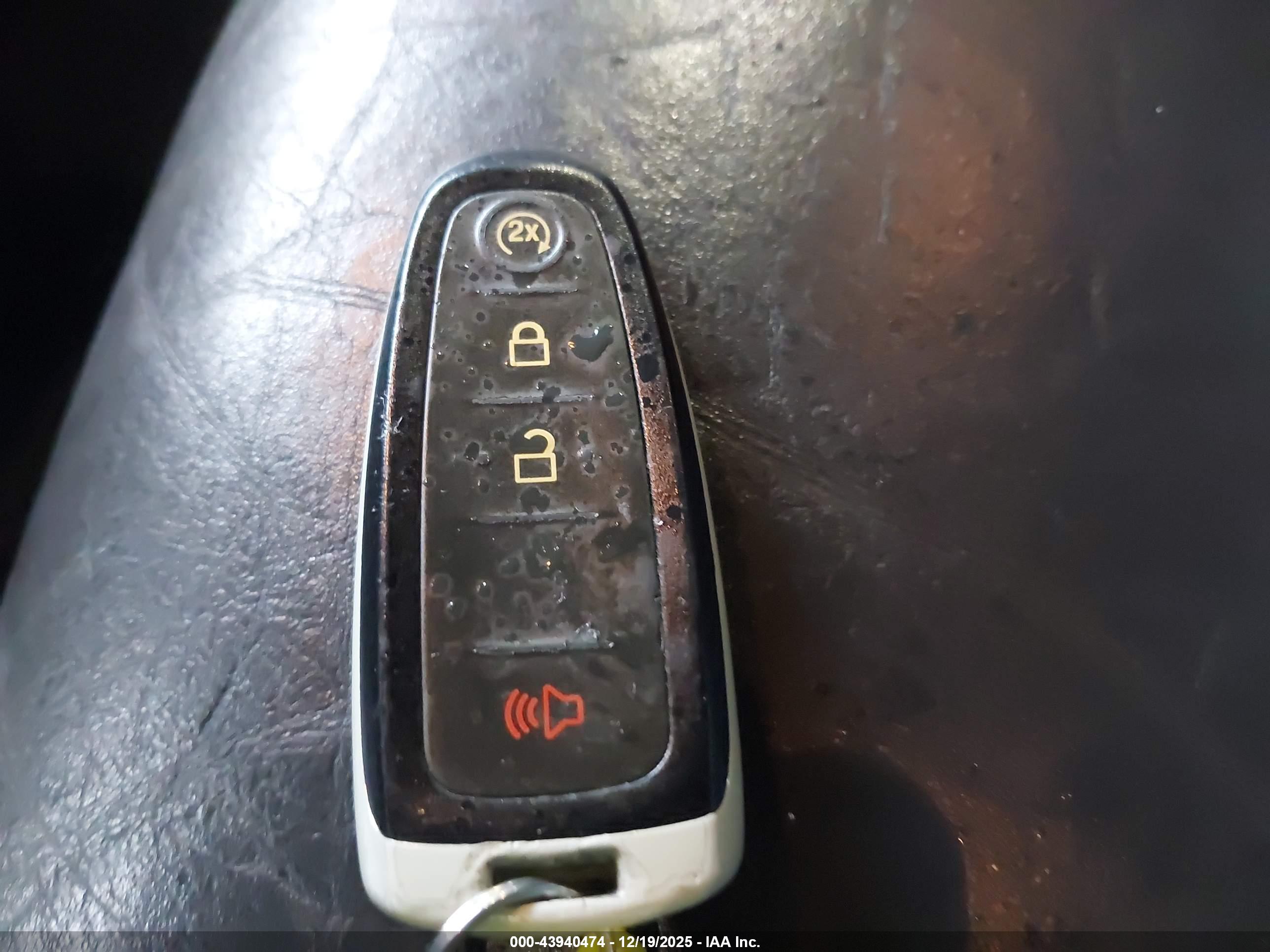 FORD EXPLORER image 11