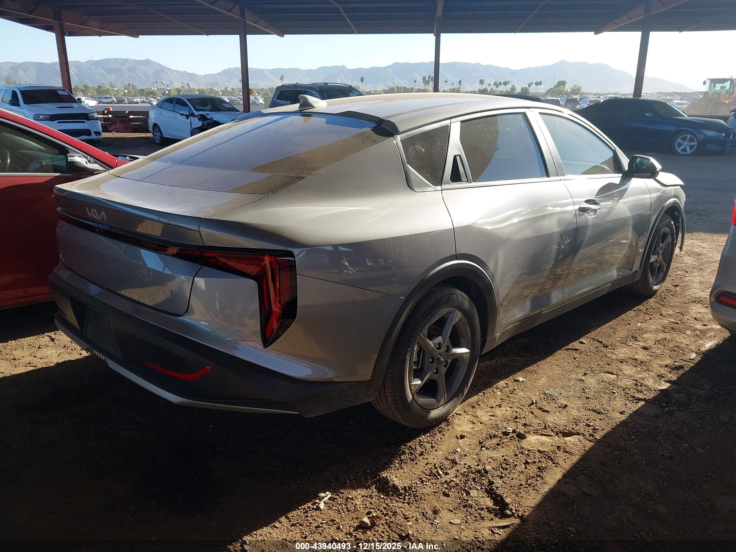 KIA K4 image 4