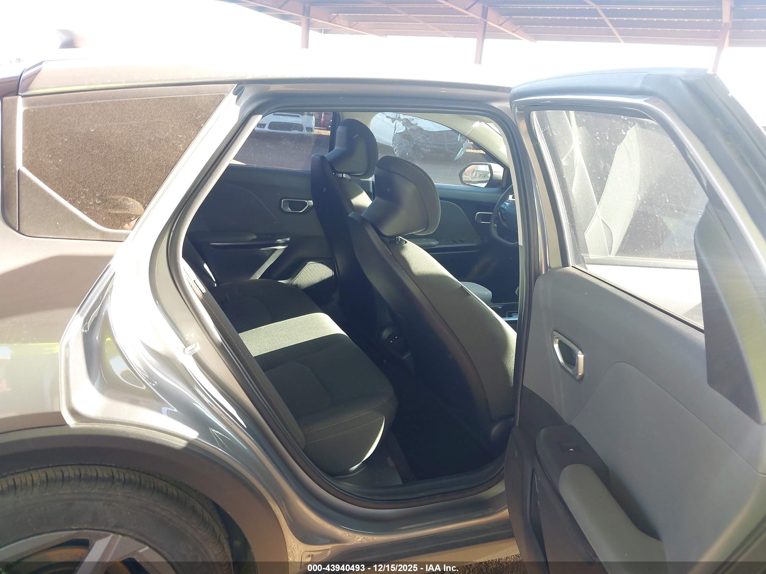 KIA K4 image 8