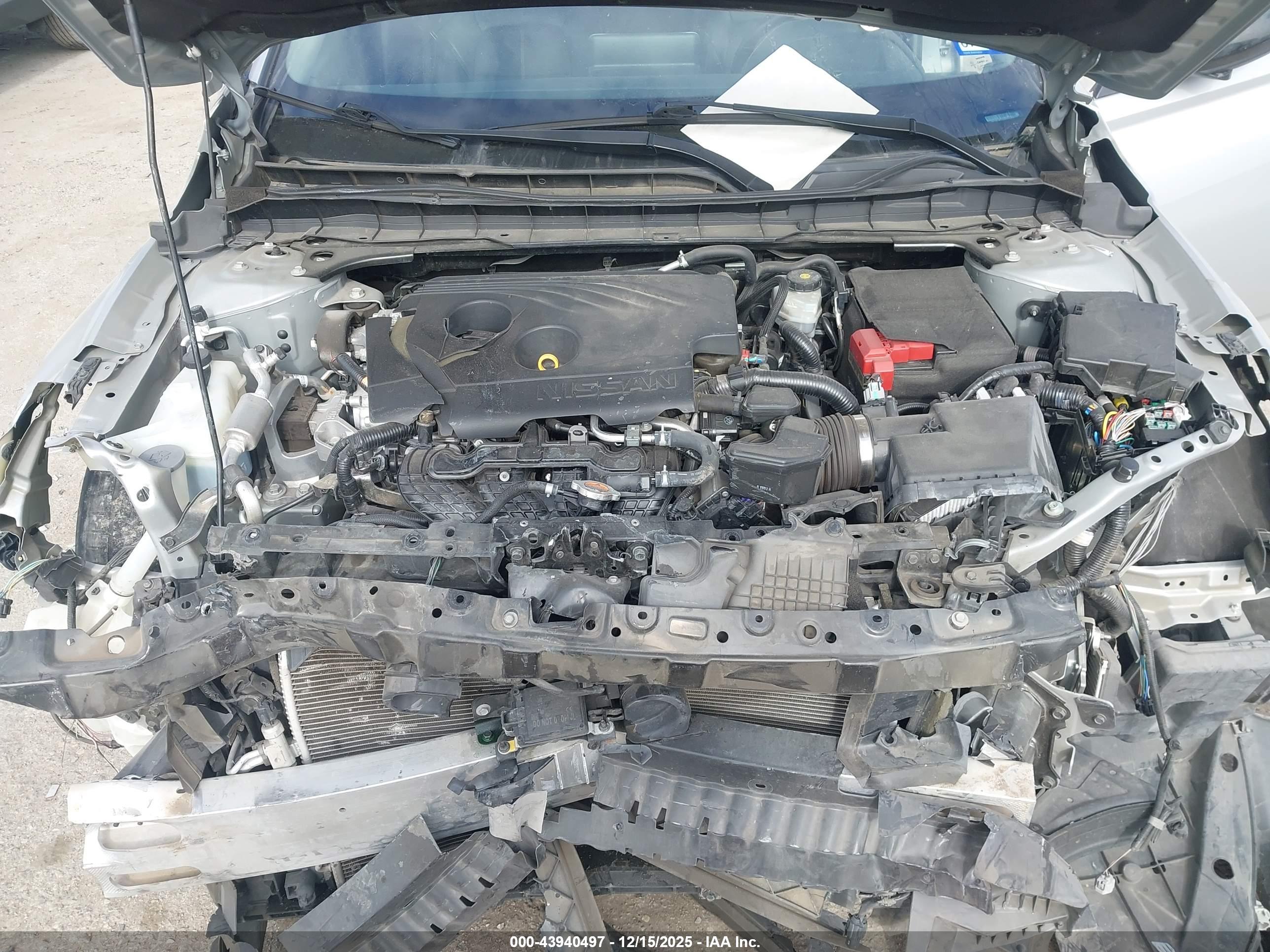 NISSAN ALTIMA image 10