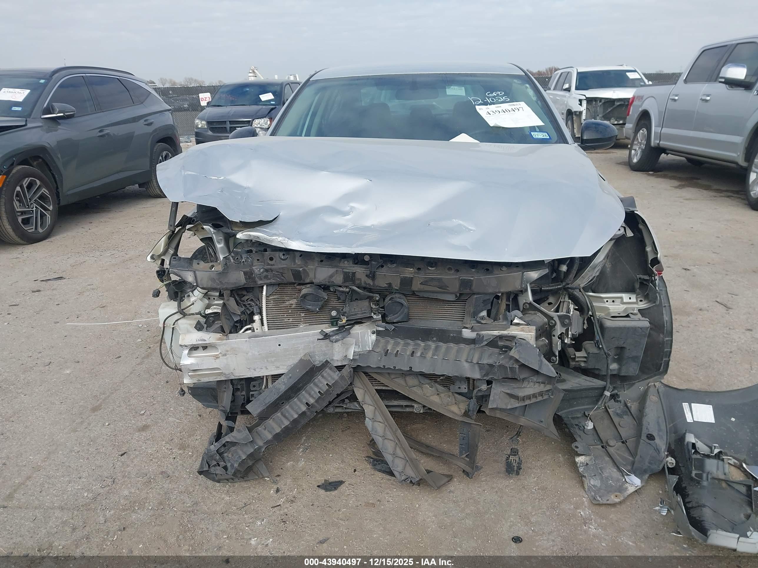 NISSAN ALTIMA image 6